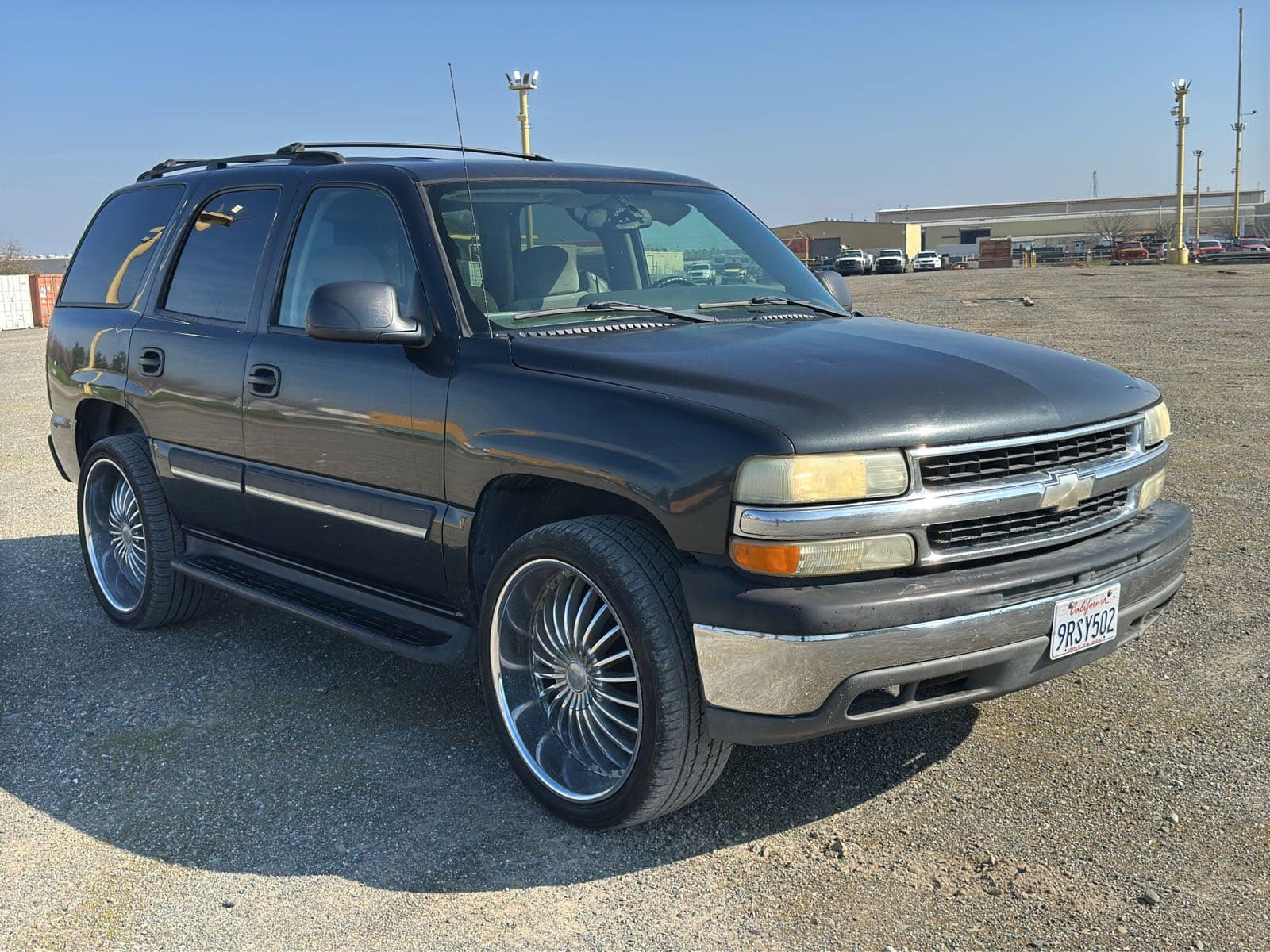2004 Chevrolet Tahoe, photo 3 of 74