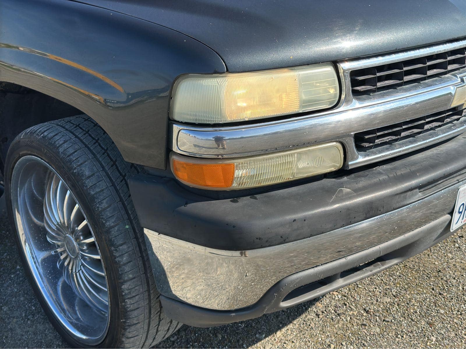 2004 Chevrolet Tahoe, photo 12 of 74