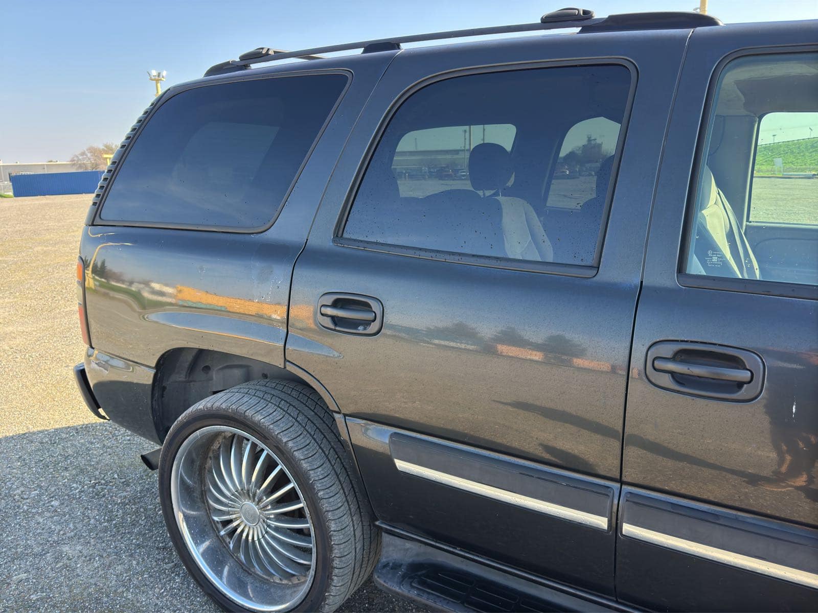 2004 Chevrolet Tahoe, photo 17 of 74