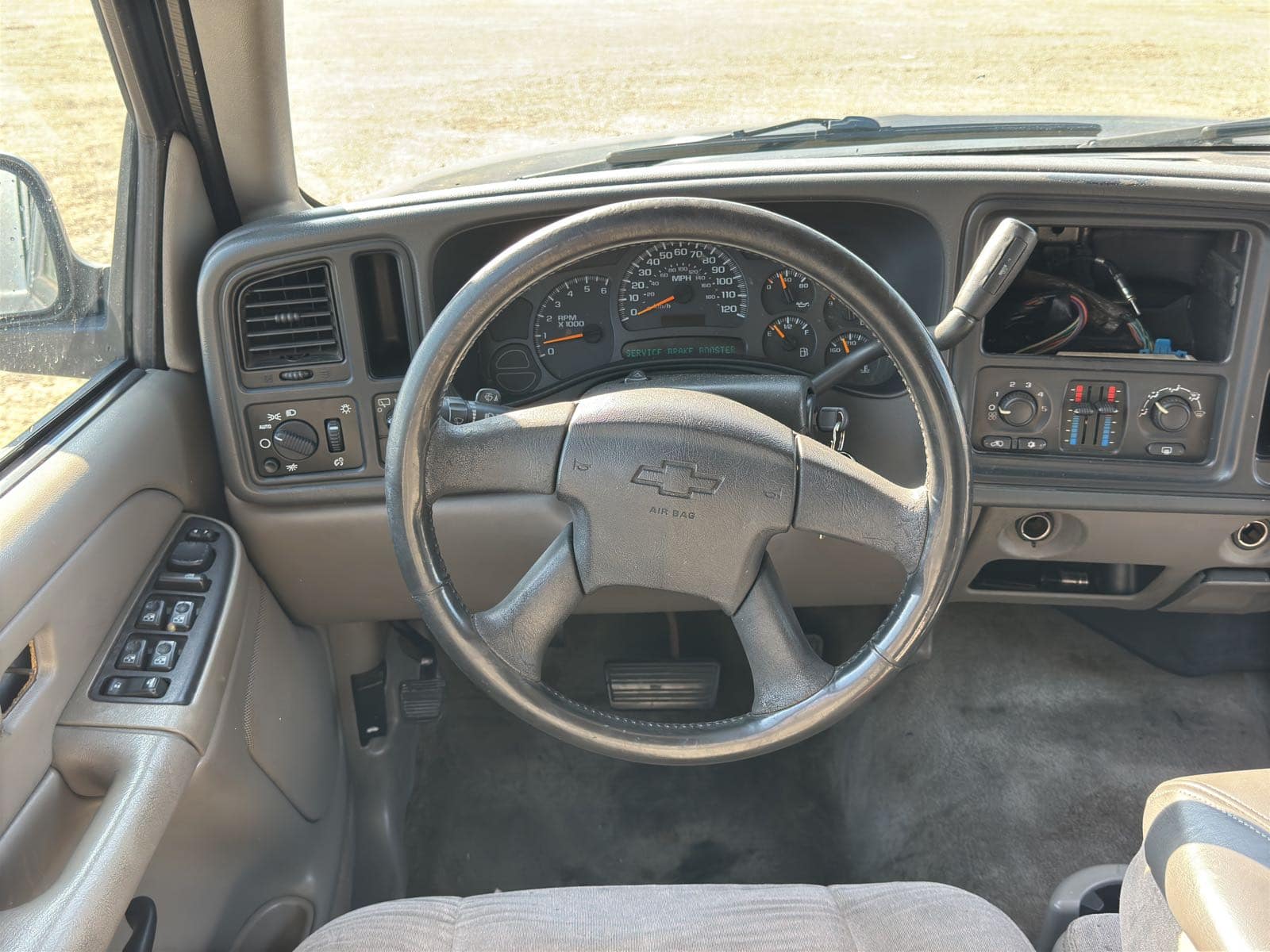 2004 Chevrolet Tahoe, photo 47 of 74