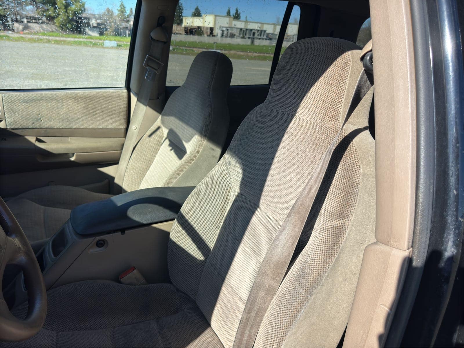 2002 Dodge Durango SLT, photo 38 of 65