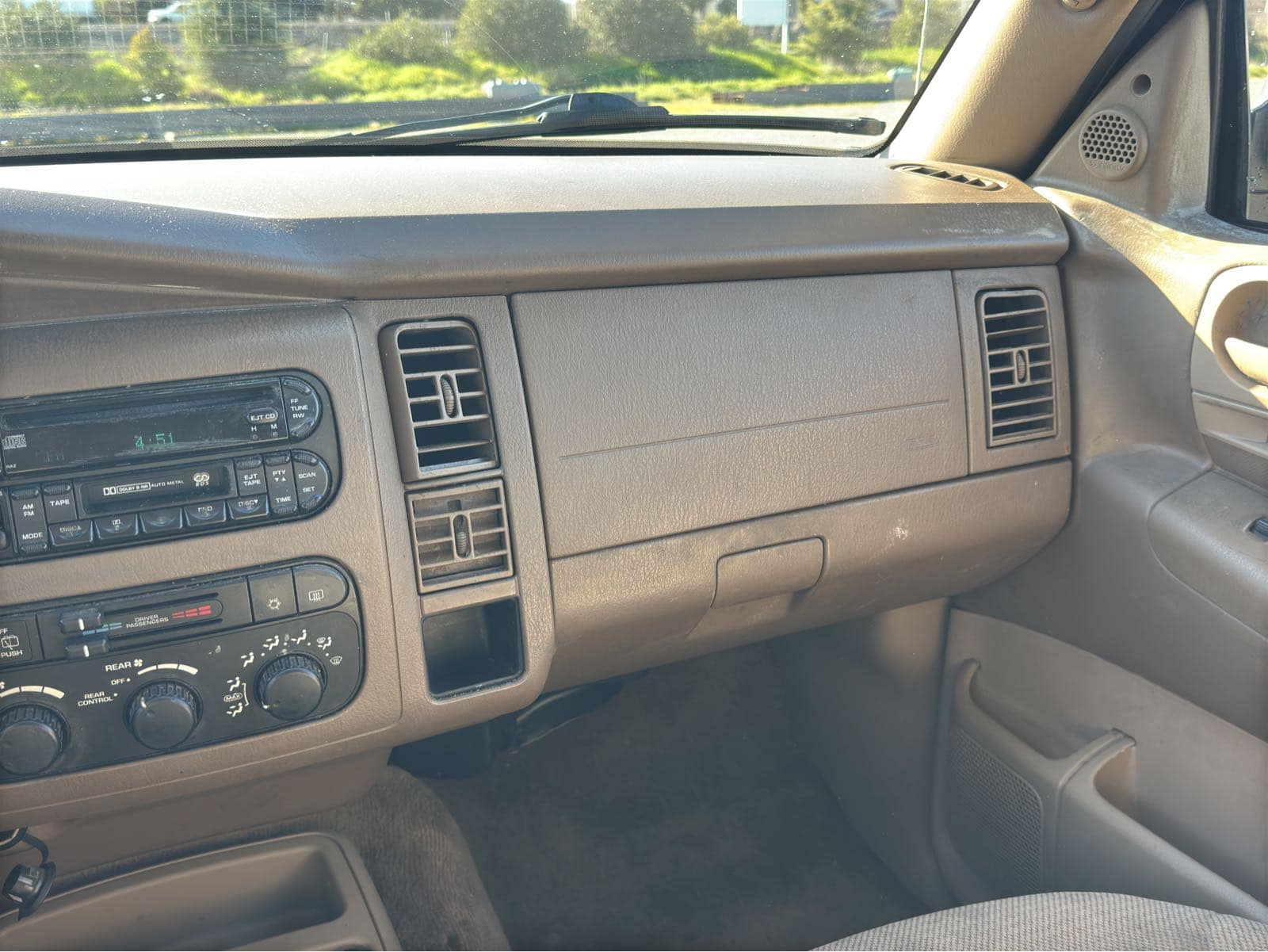 2002 Dodge Durango SLT, photo 42 of 65