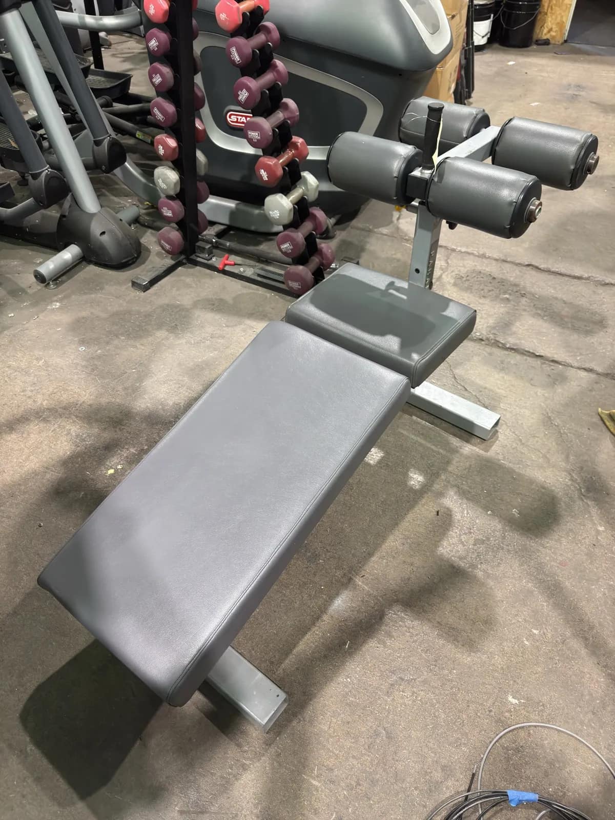 paramount-bench-1fc8bd