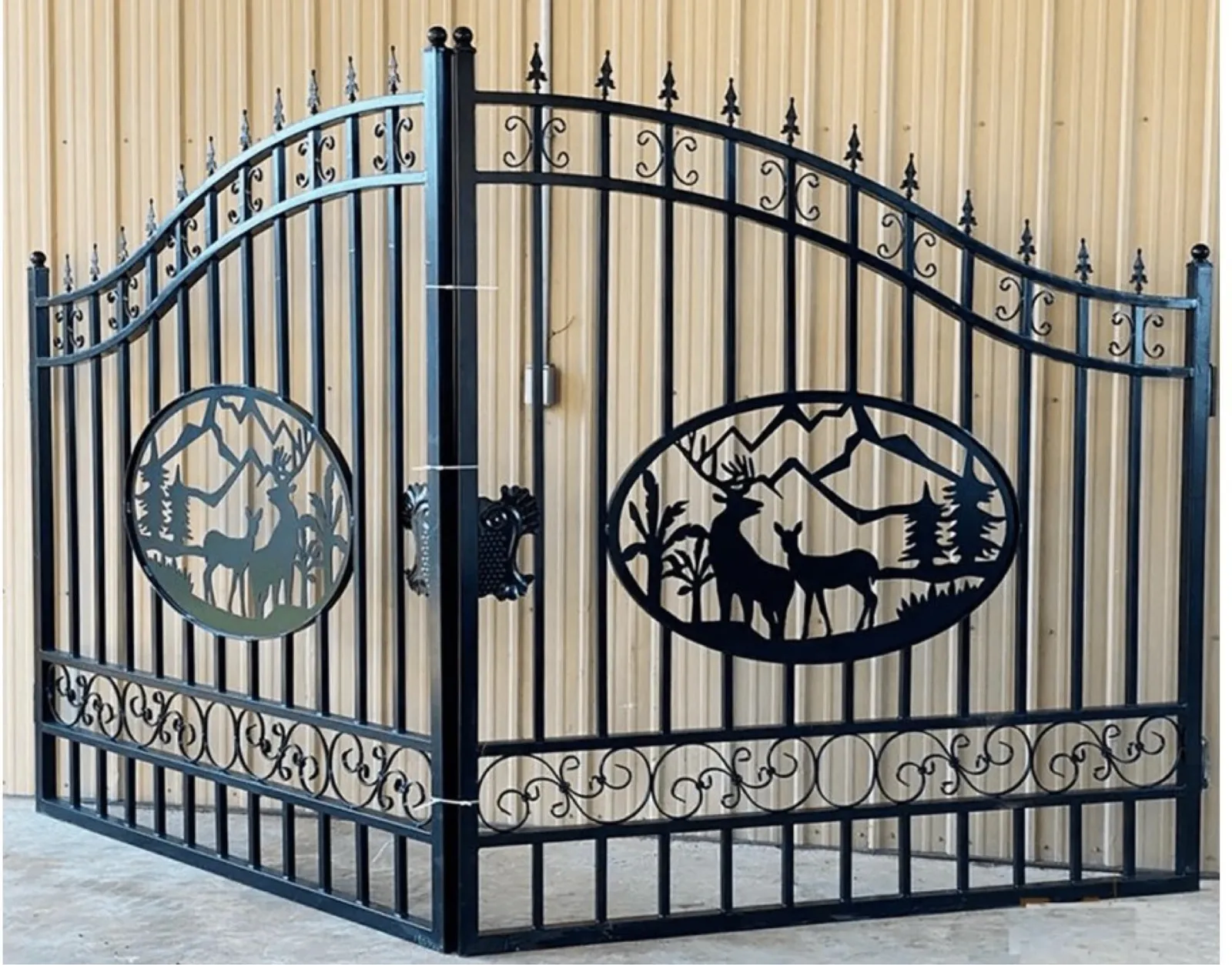 2026-20-bi-parting-wrought-iron-gate-unused-mnluixn8