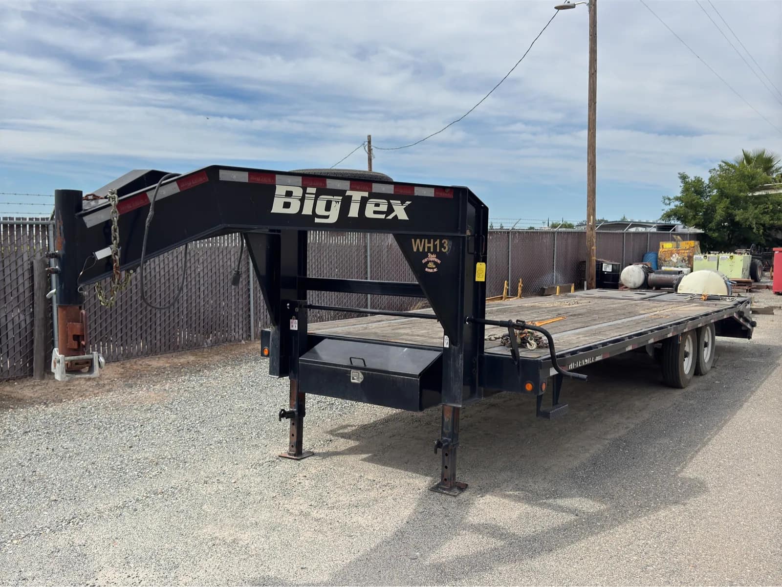 2016-big-tex-25-gooseneck-trailer-with-ramps-mo947ic6
