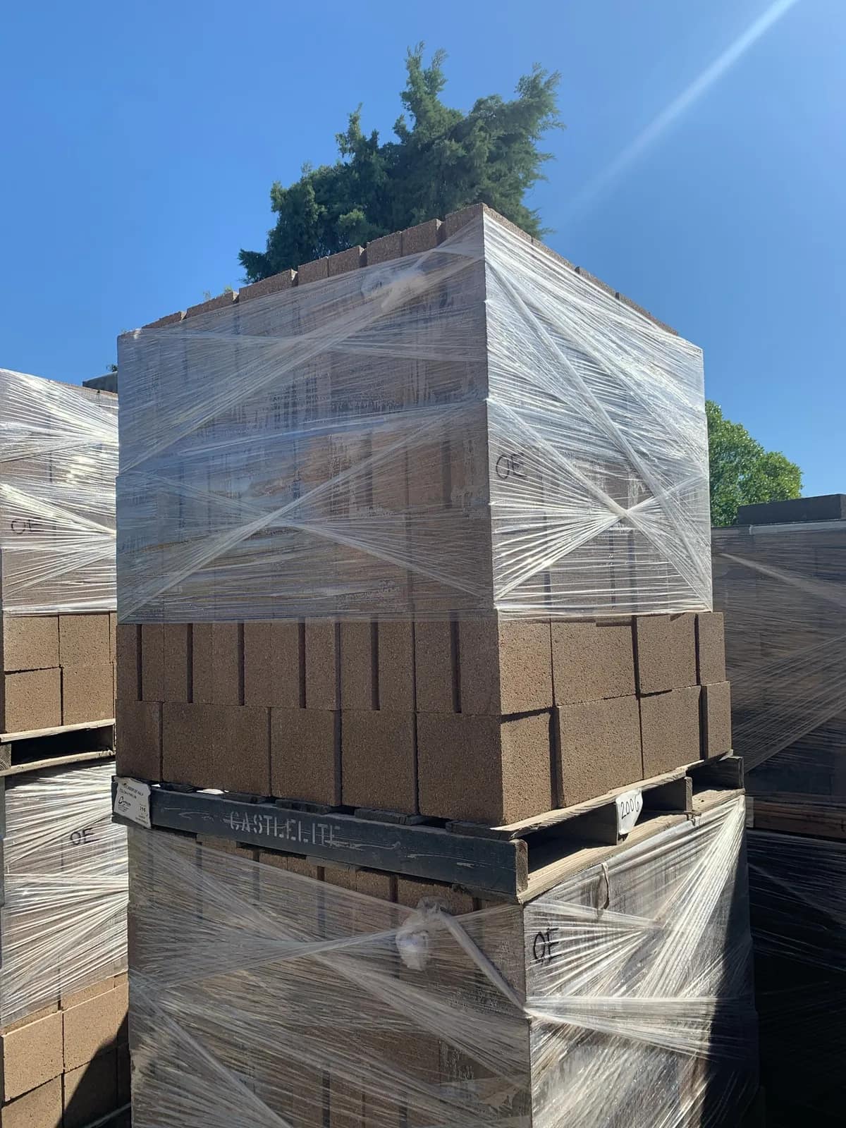 2-pallets-of-8x8x8-open-end-half-tan-2d58c0