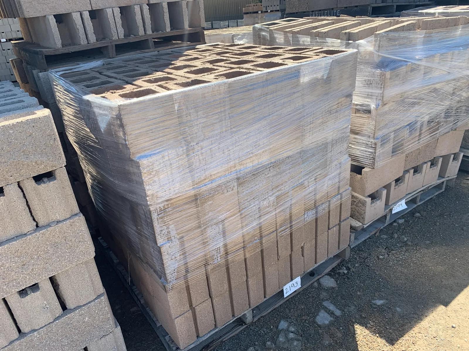 1-pallet-8x8x8-mixed-style-standard-half-tan-d1c7f6