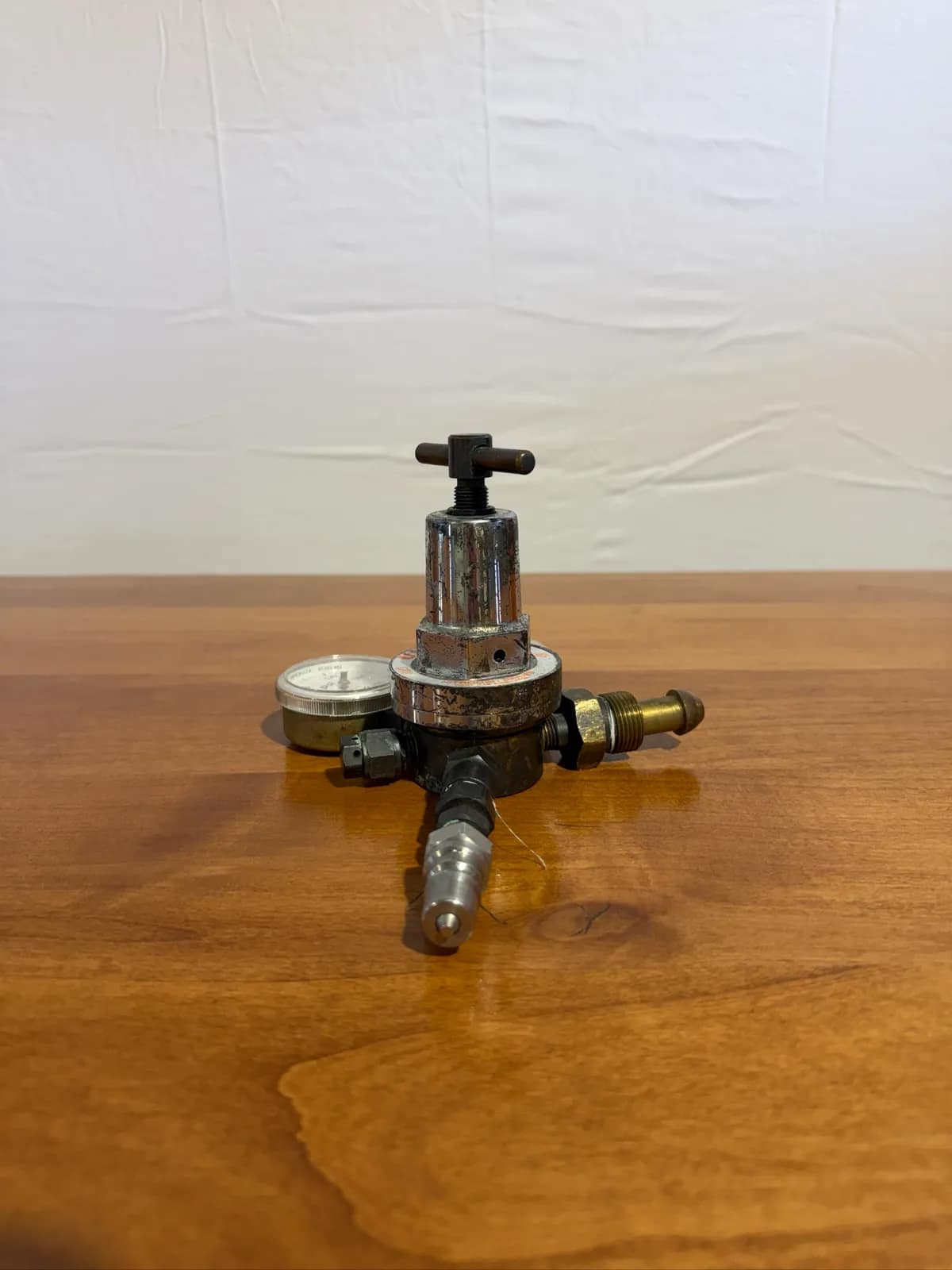 uniweld-dual-gauge-nitrogen-regulator-for-gas-cylinders-moeqzexl