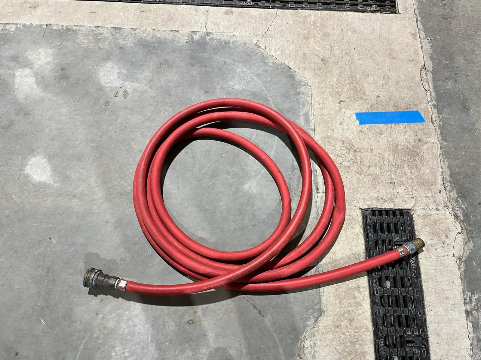 red-25-glycolwashdown-hose-with-brass-quick-connect-fittings-mogdl7a5