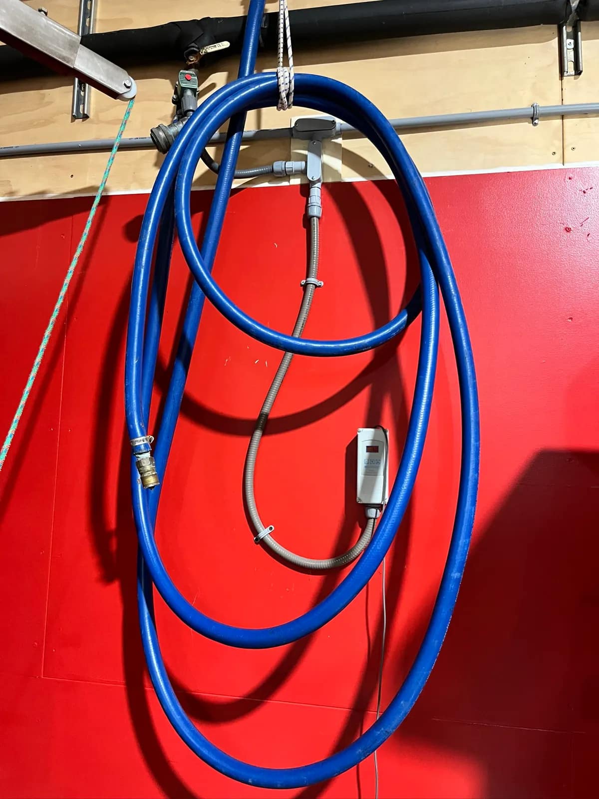 set-of-2-heavy-duty-blue-glycol-hoses-10-20-mogdemp3