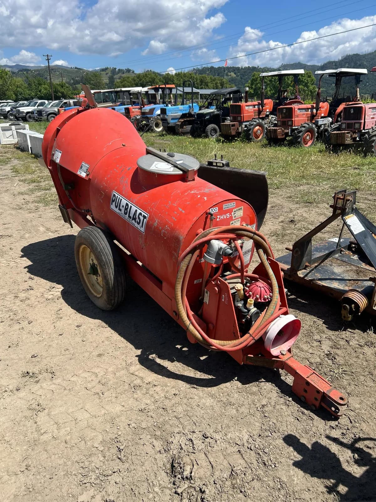 rears-100-gallon-pull-blast-sprayer-mp4eplsk