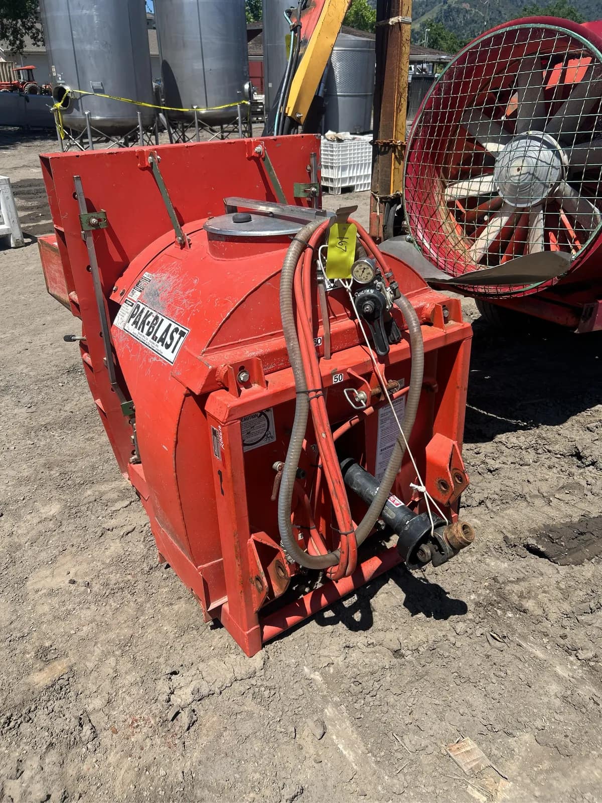 rears-3-point-pak-blast-sprayer-mp4f3e7s