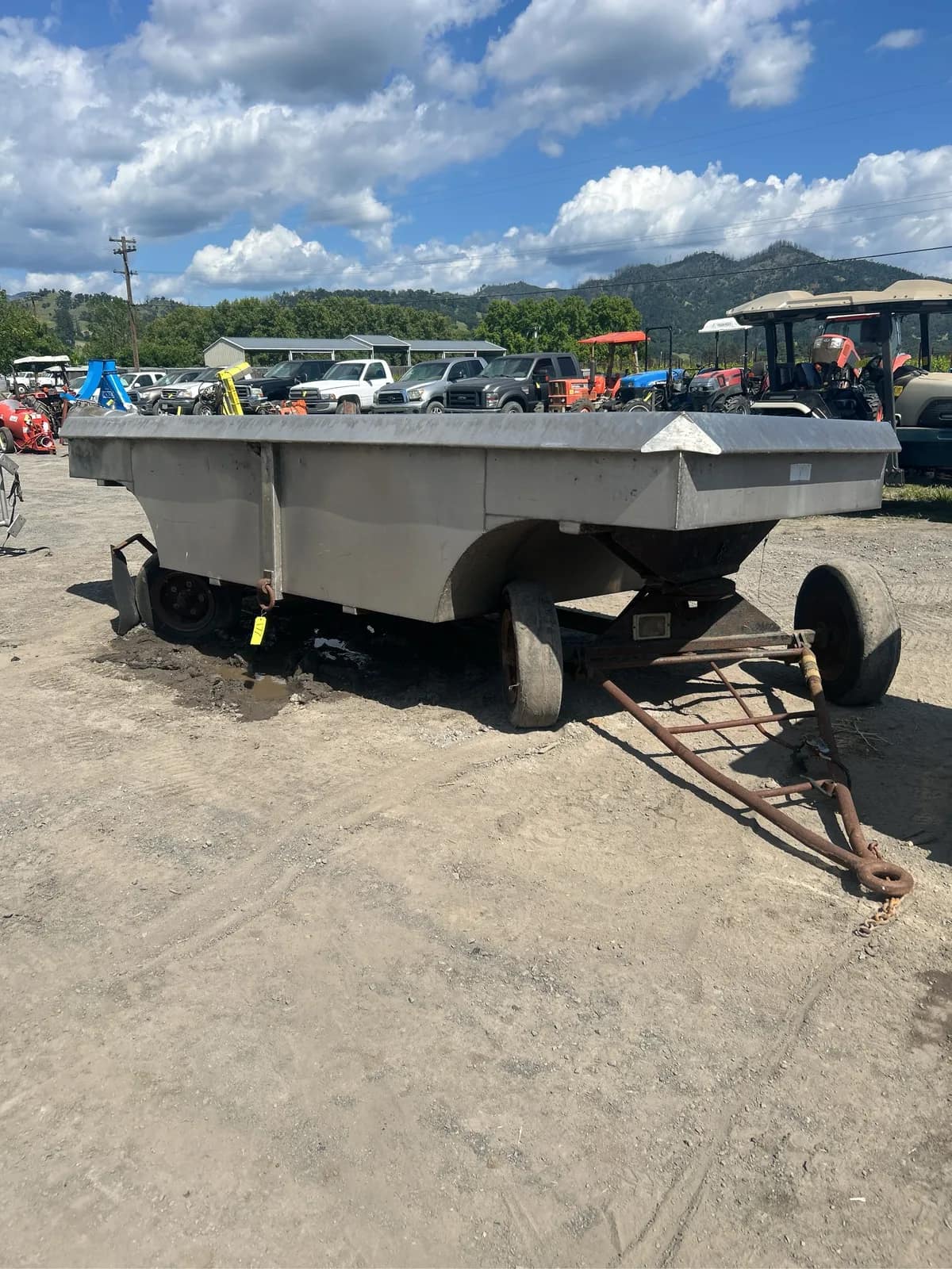 stainless-steel-harvest-dump-trailer-3208ee