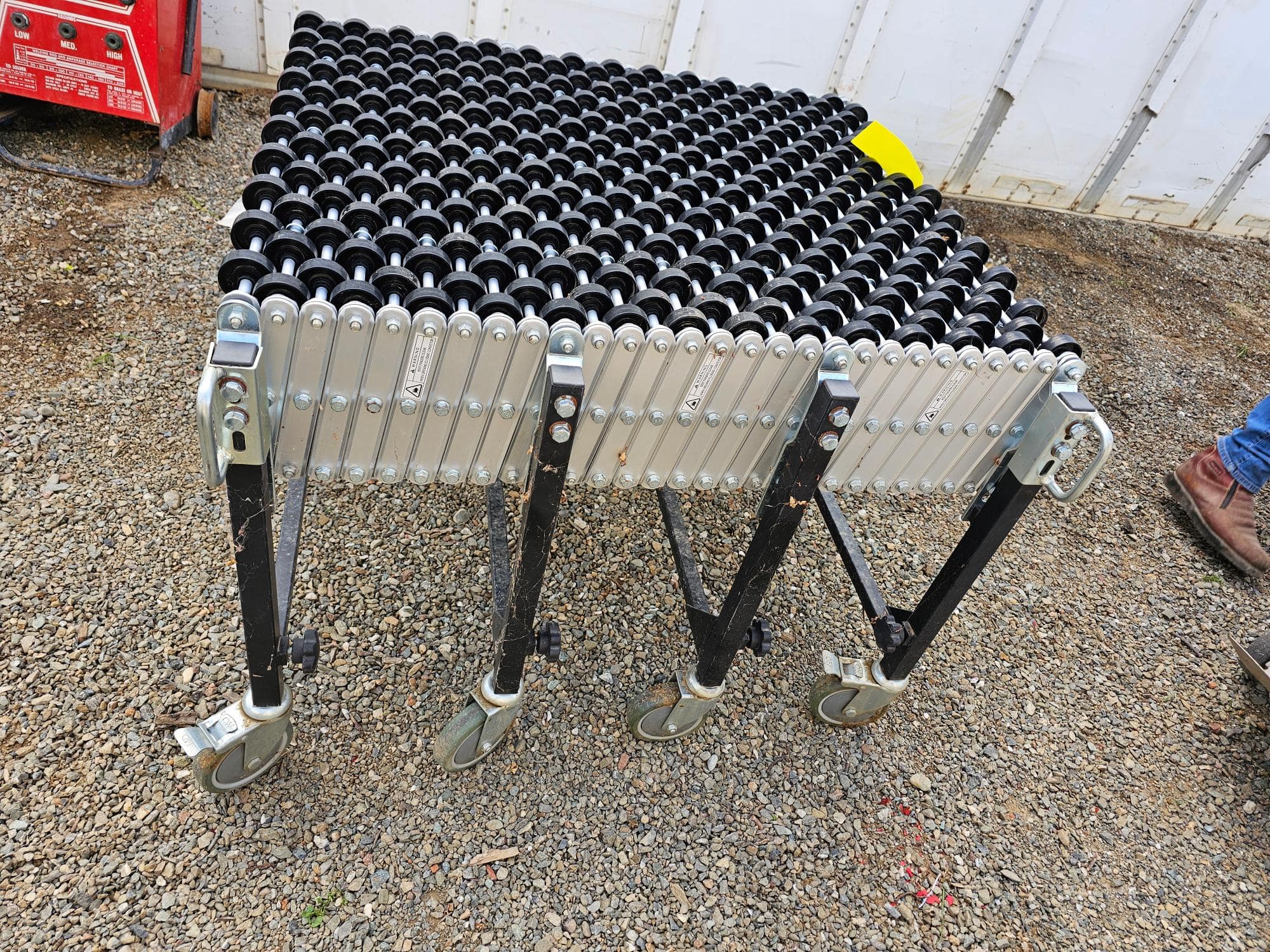 gravity-conveyor-expandable-portable-mrwpzi3n