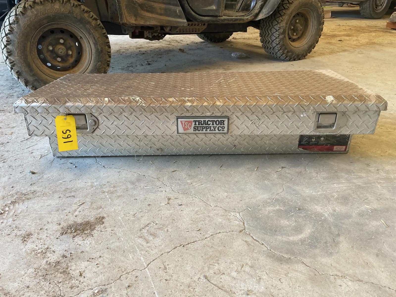 tractor-supply-truck-bed-tool-box-87c254