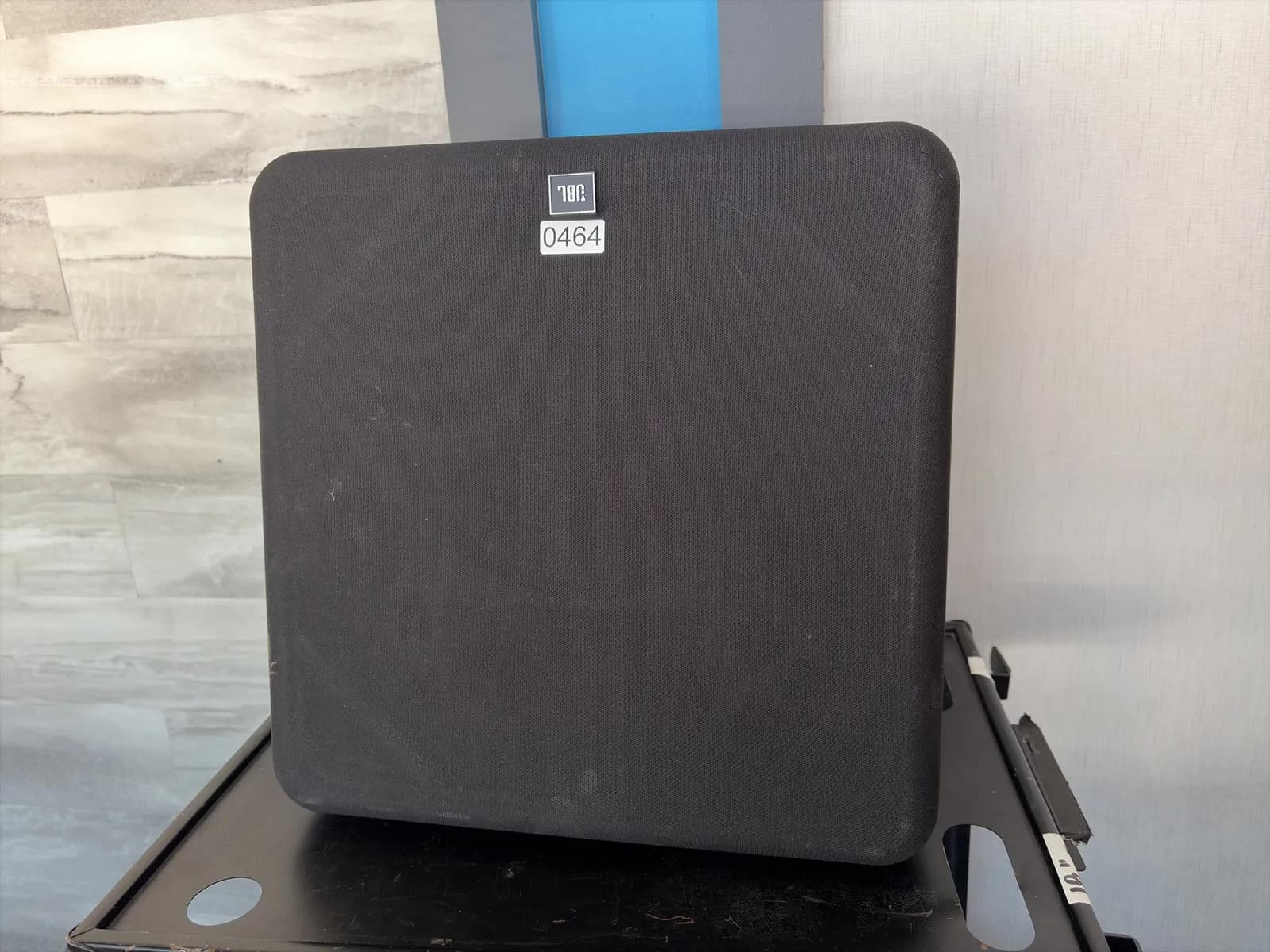 jbl-8340-professional-cinema-surround-speaker-18-x-18-x-11-and-quick-mount-fixed-angle-bracket-mpzobmyy
