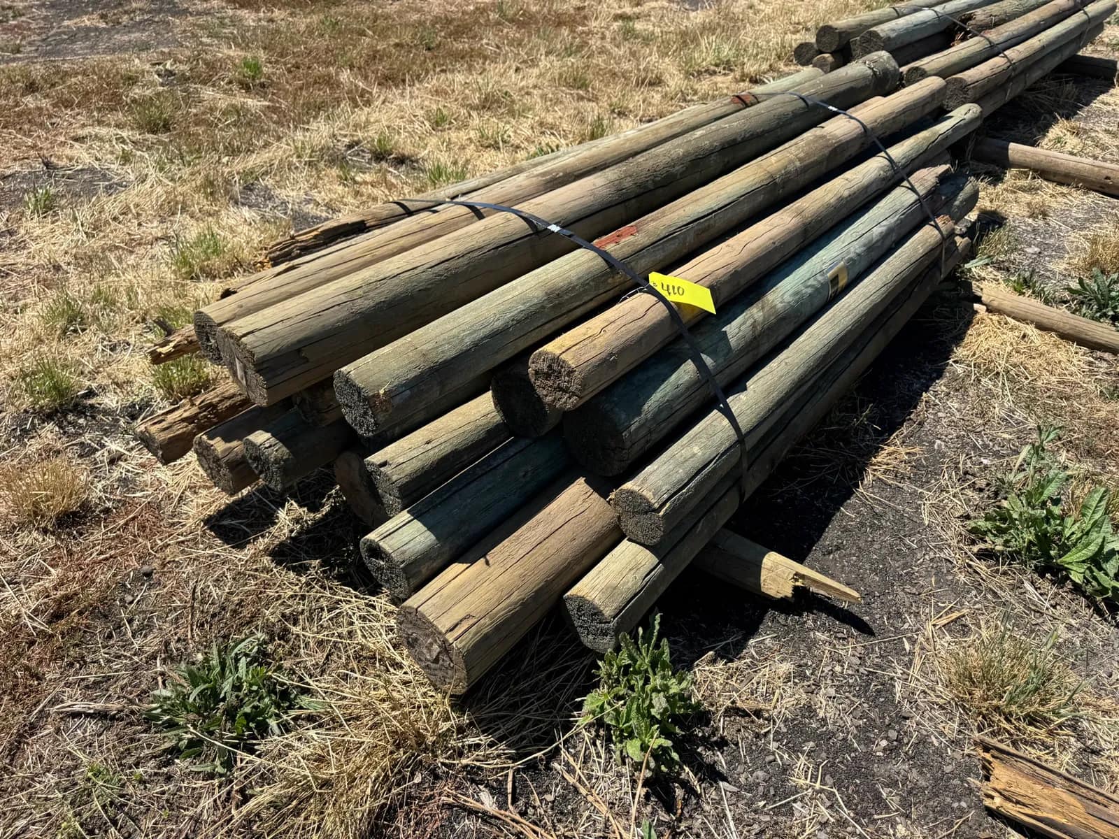 approximately-20-9-wood-posts-0410-1779478697517-mphbo6jx