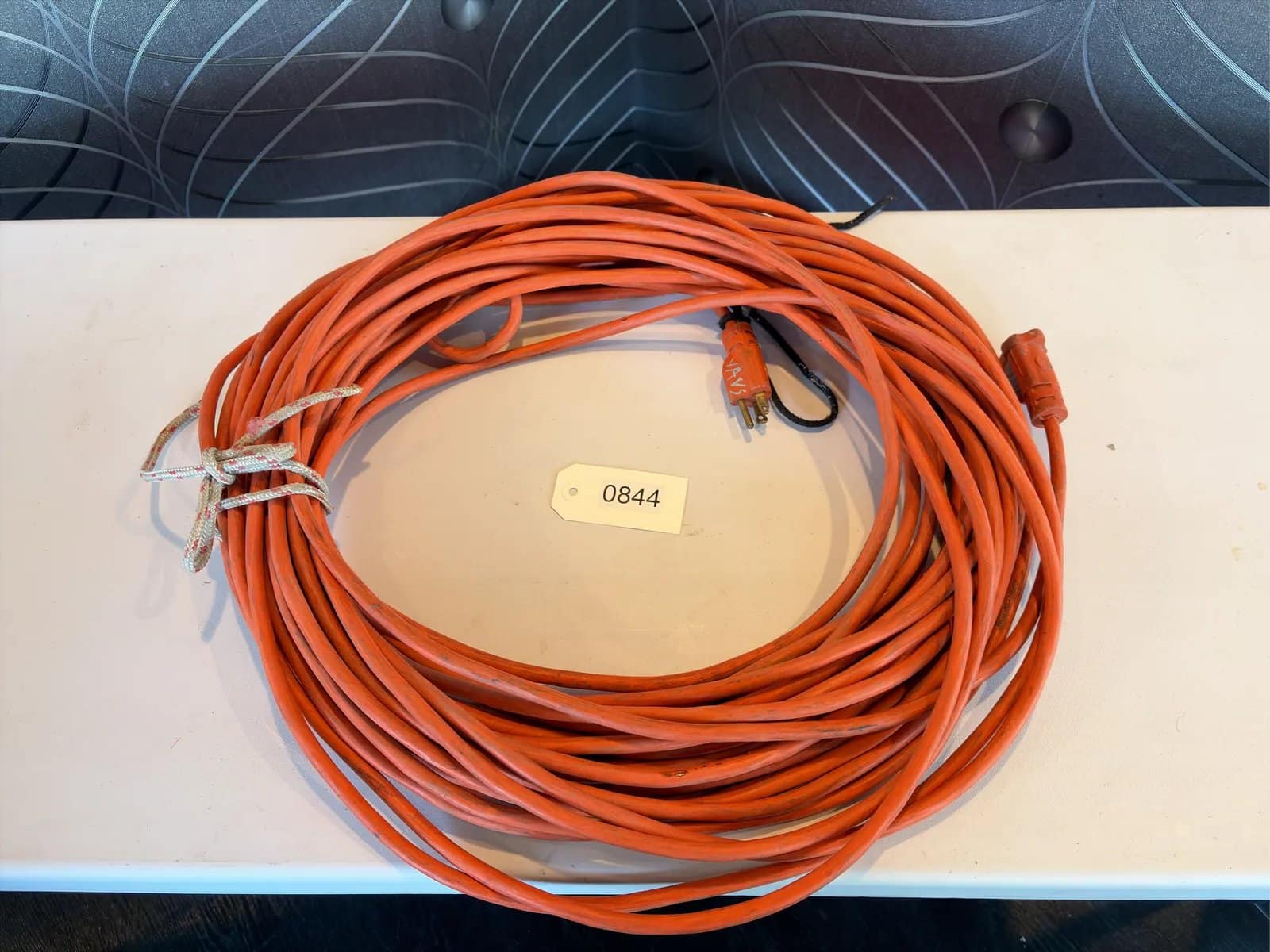 100-orange-extension-cord-f33736
