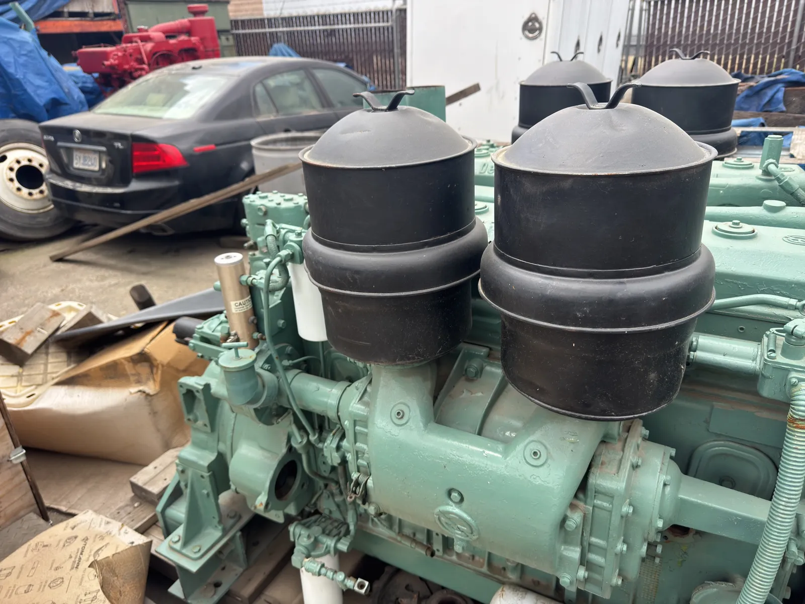 Twin-Engine Detroit Diesel Inline 6 Motors With Combining Gearbox, photo 12 of 36
