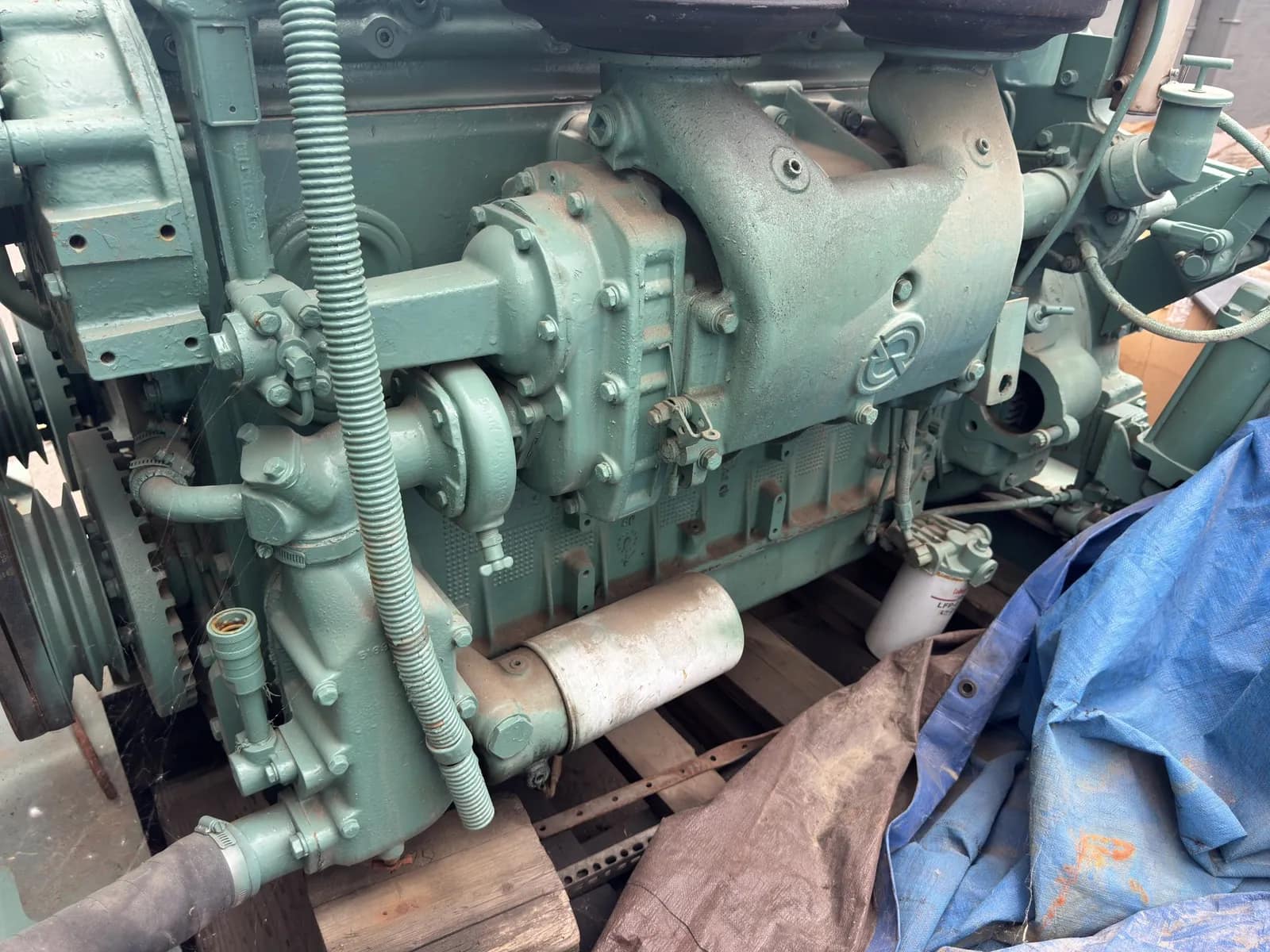 Twin-Engine Detroit Diesel Inline 6 Motors With Combining Gearbox, photo 27 of 36