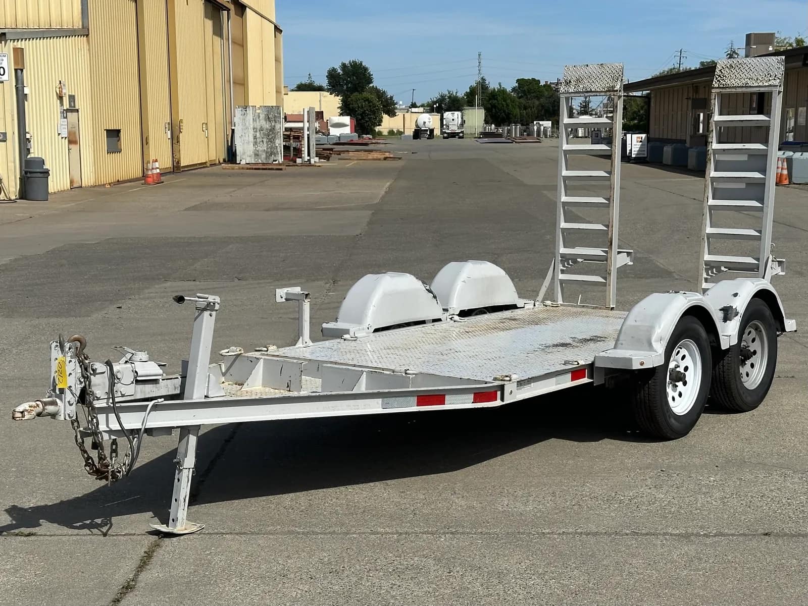 2019-snake-river-fb5x10-7k-10-equipment-trailer-with-ramps-mprdi70p