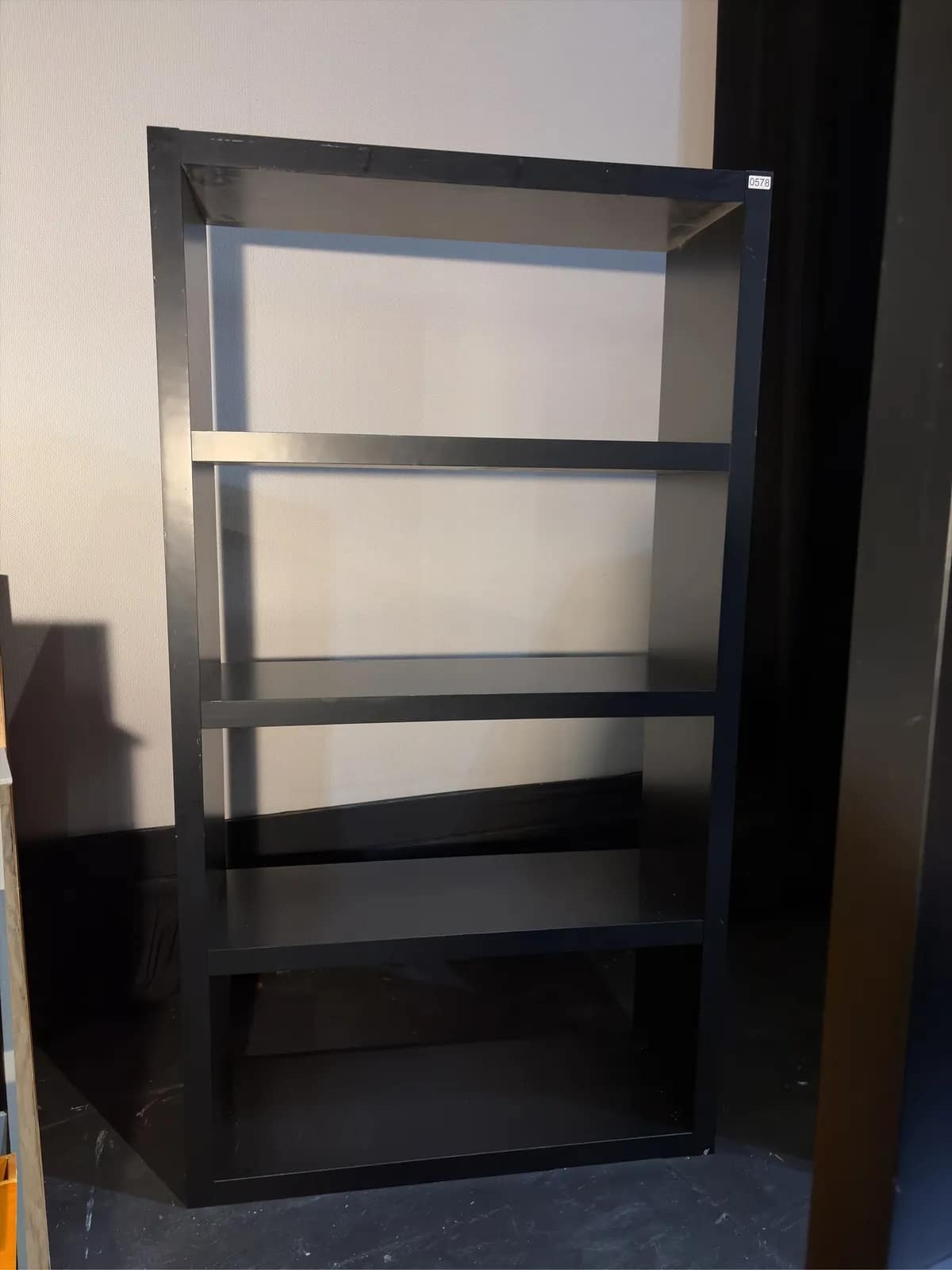 modern-black-open-shelf-unit-with-five-shelves-mpvddia5