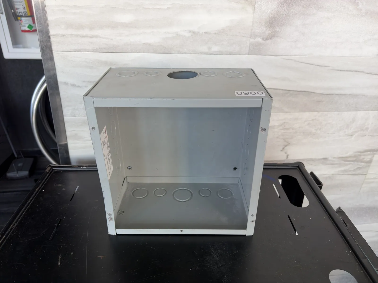 hoffman-enclosure-01f4b5