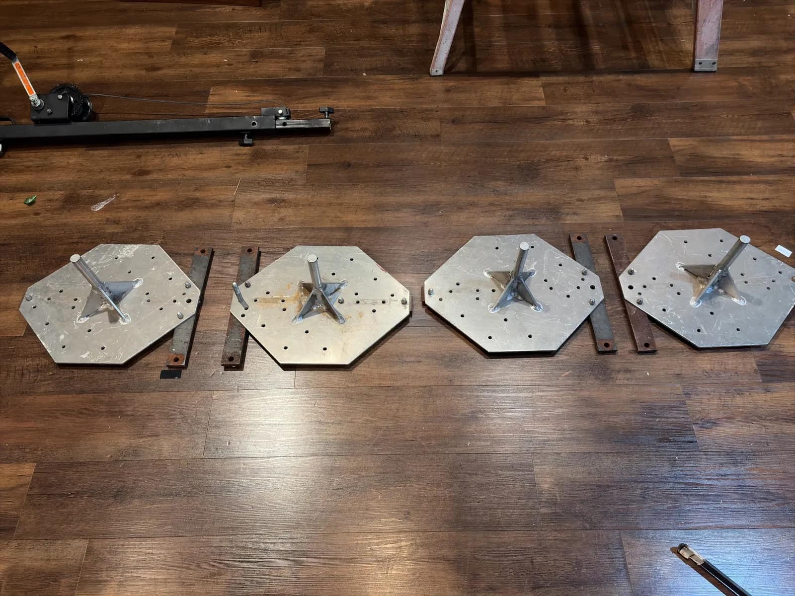truss-support-plates-for-crank-lifts-bafebb