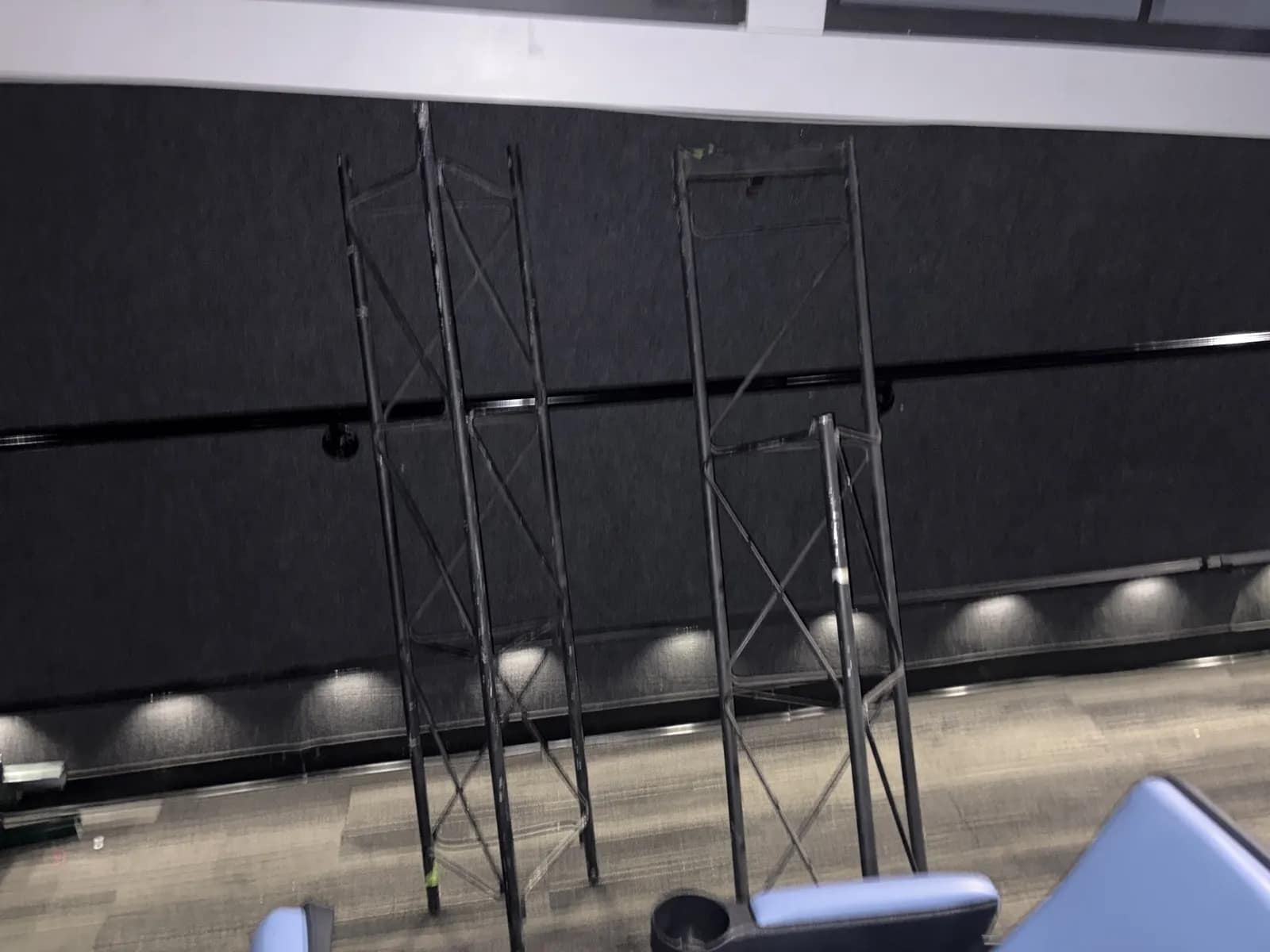 2-4-pieces-of-12-triangular-aluminum-truss-mpzozg7o