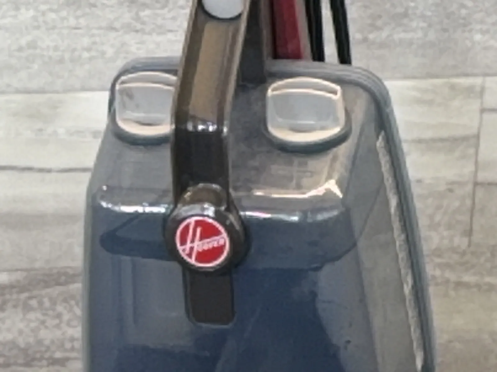 Hoover Power Scrub Deluxe Carpet Cleaner, photo 5 of 20