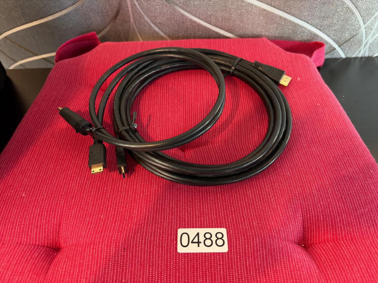 2-hdmi-to-micro-hdmi-cables-mqiz635k