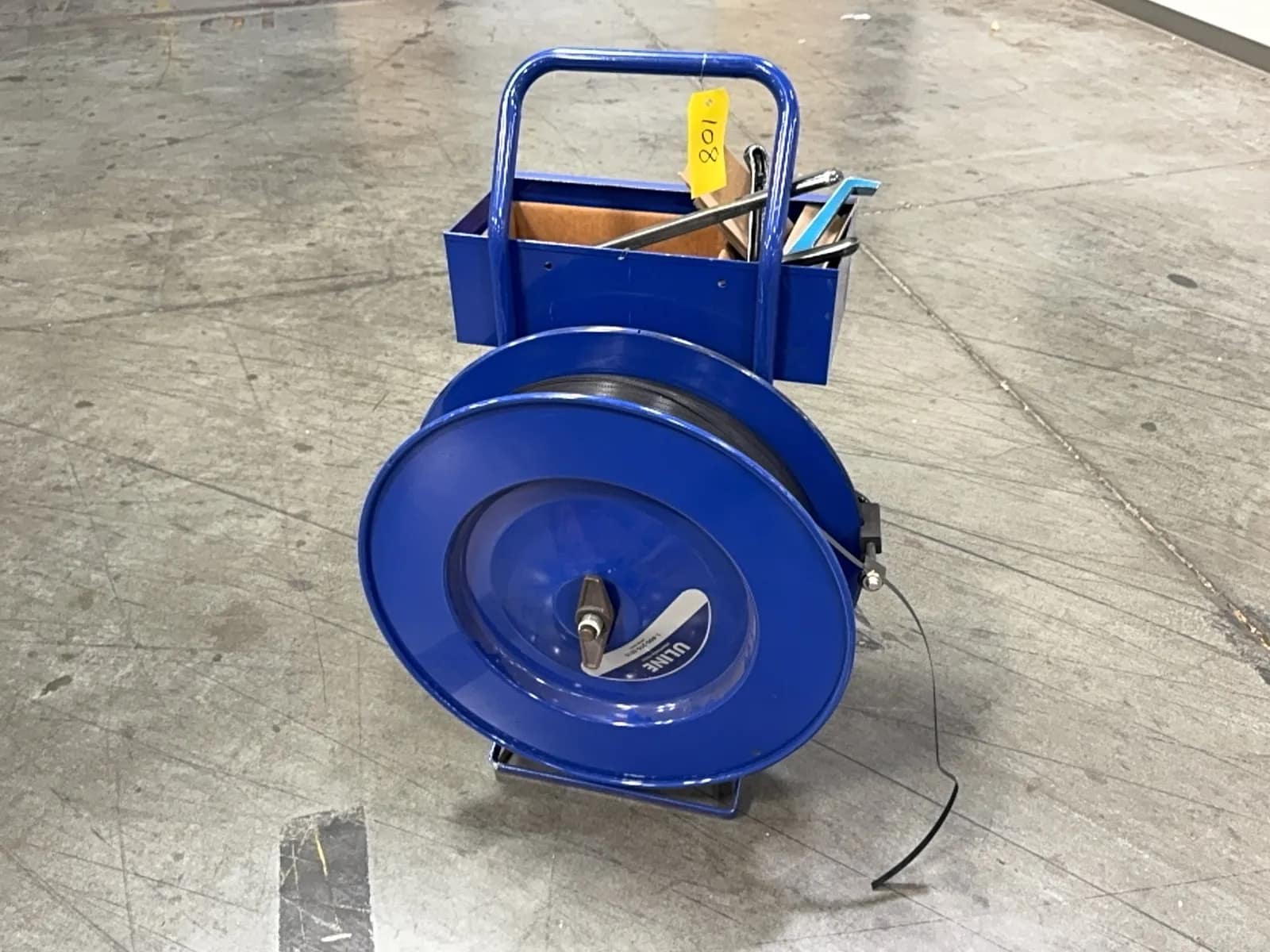 uline-banding-cart-with-tools-tools-and-clips-mqkc6eav