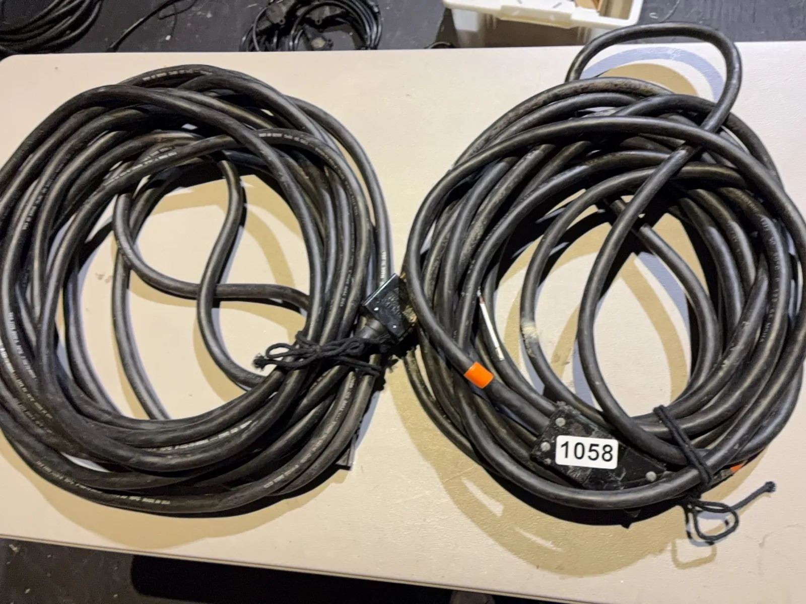 2-50-male-to-female-3-pin-stage-lighting-cables-b9c661