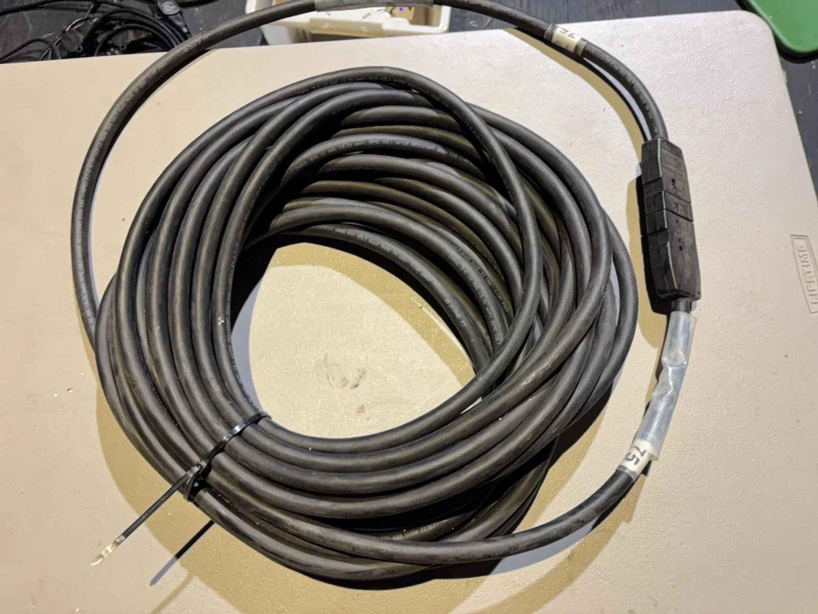 75-male-to-female-3-pin-stage-lighting-cable-b02ea6
