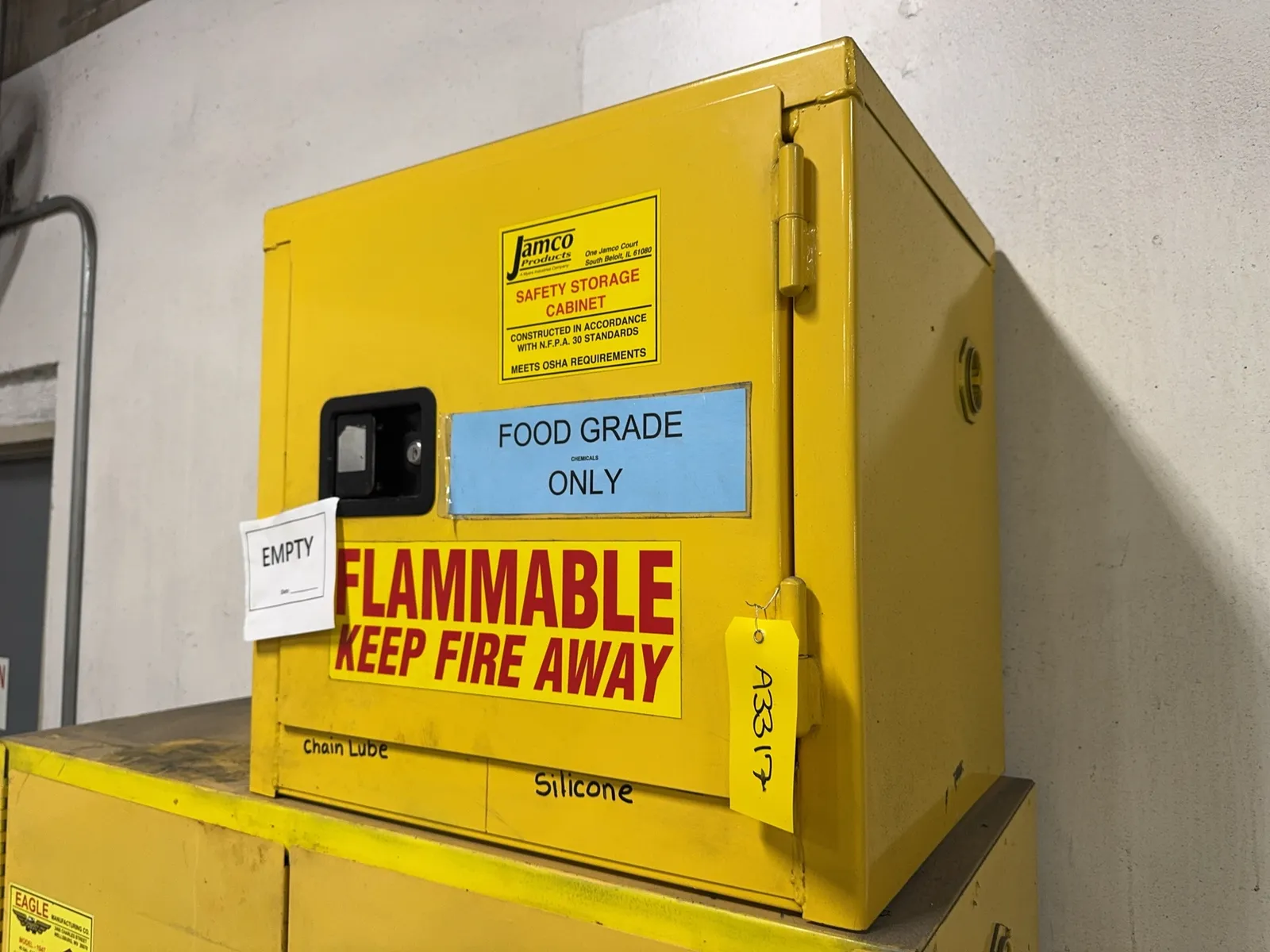jamco-safety-storage-cabinet-mrl9o7z9