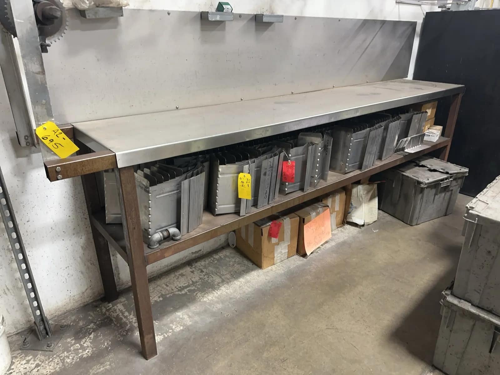 steel-table-contents-not-included-mrjct19h