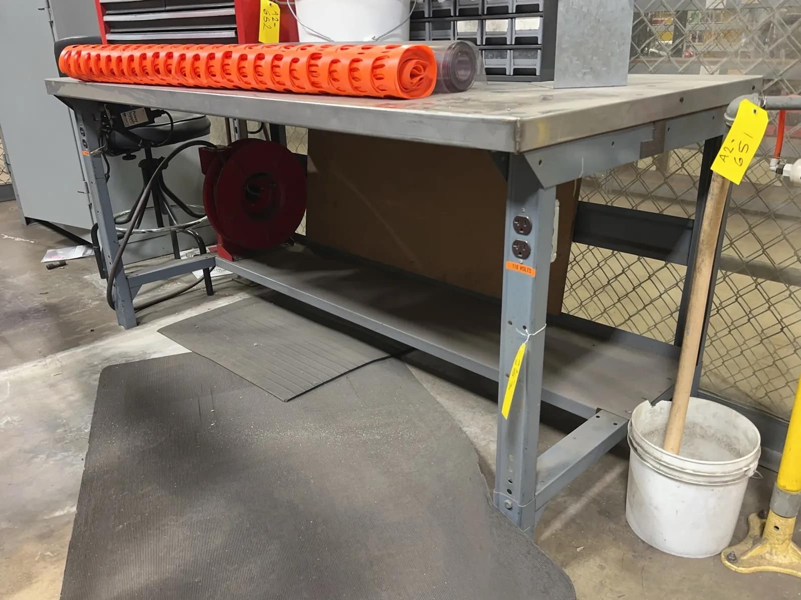 stainless-steel-table-contents-not-included-mrjct2ai