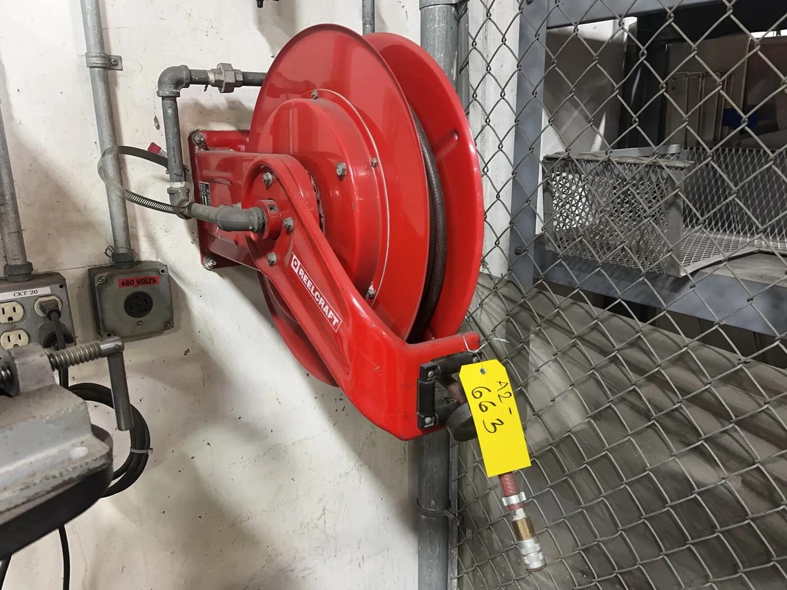mounted-reelcraft-hose-reel-3fb441