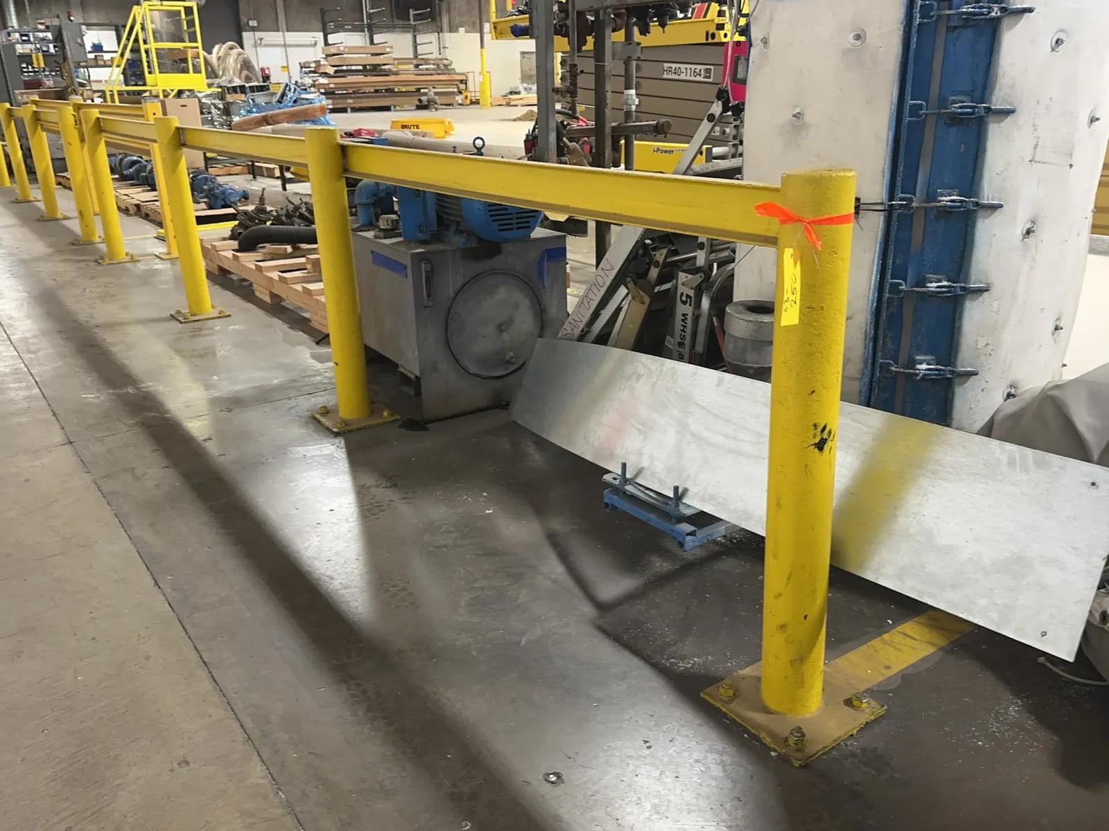 protective-guard-rail-mrjouh03