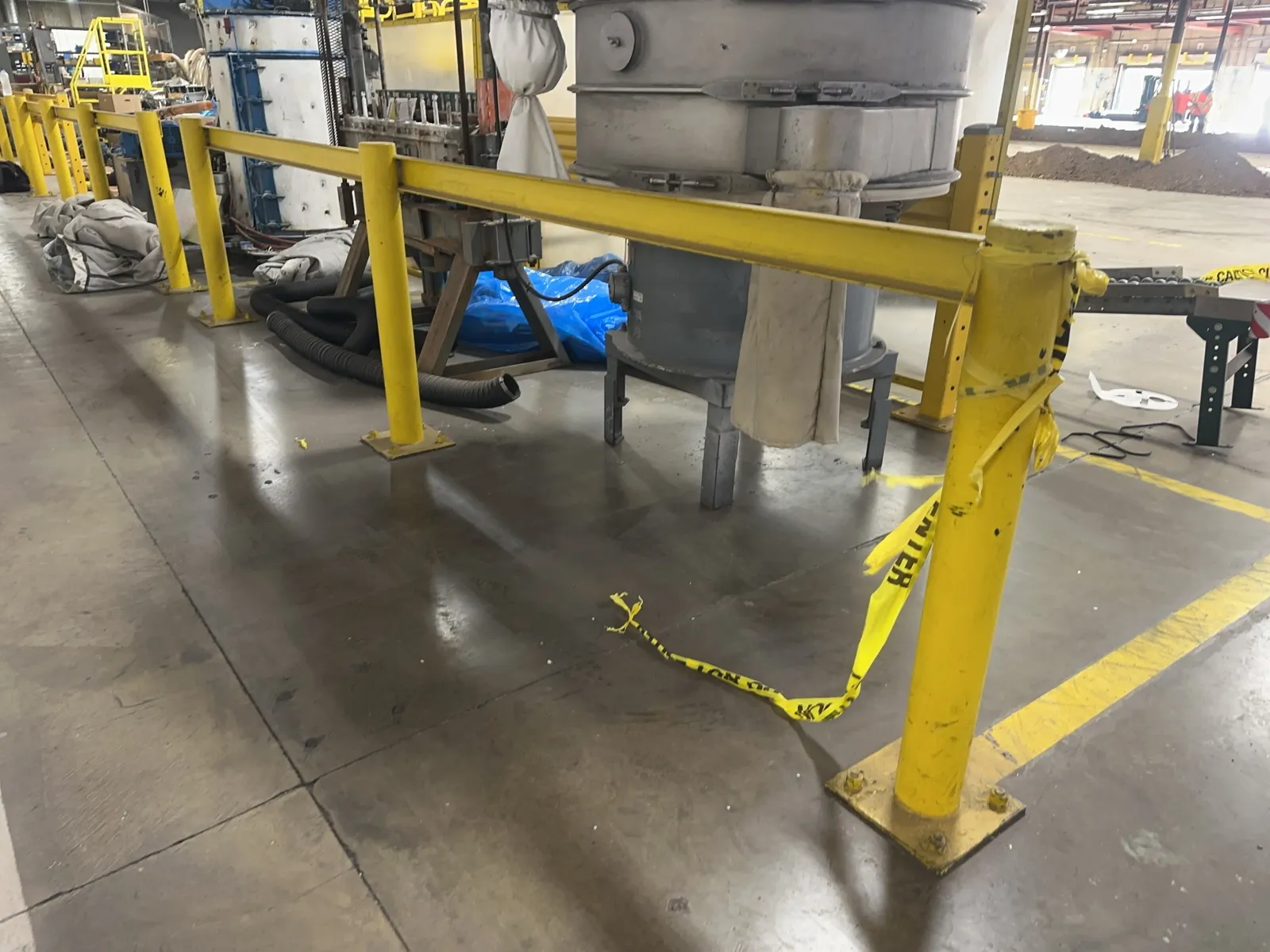 protective-guard-rail-mrjouqhh