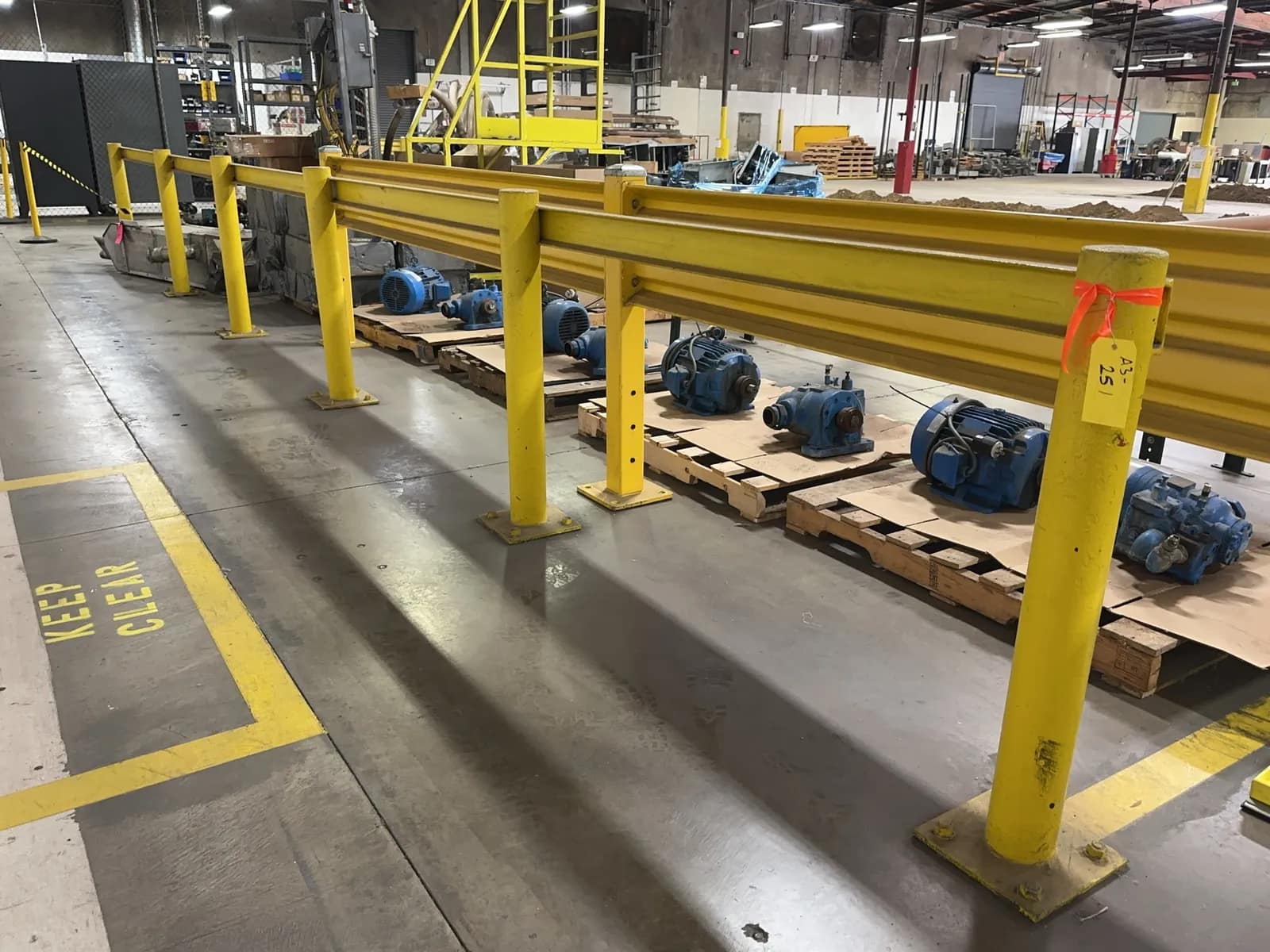 approximately-325-of-protective-guard-rails-mrjovmvh