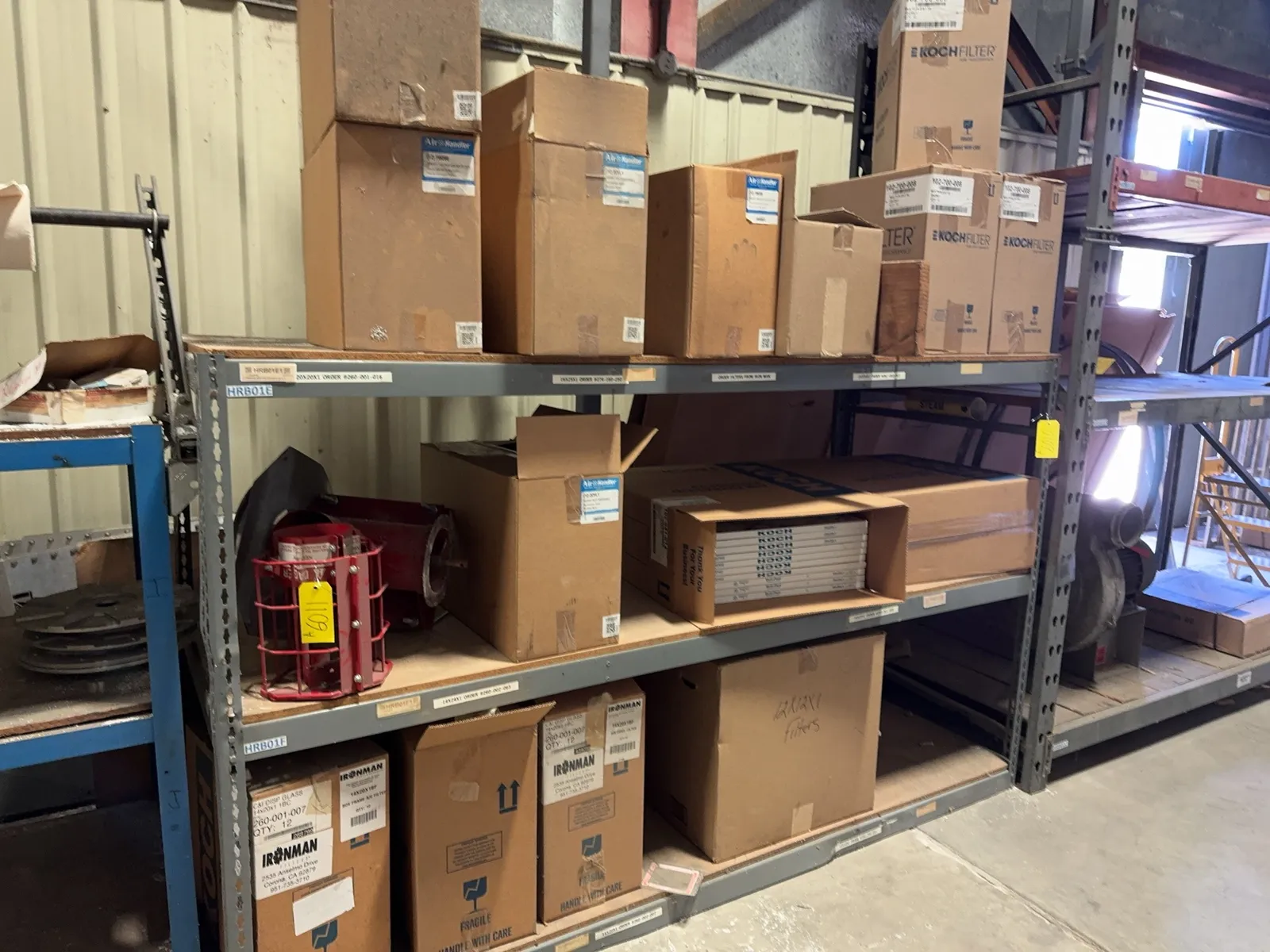 contents-of-rack-assorted-air-filters-and-more-mrmkkqa5