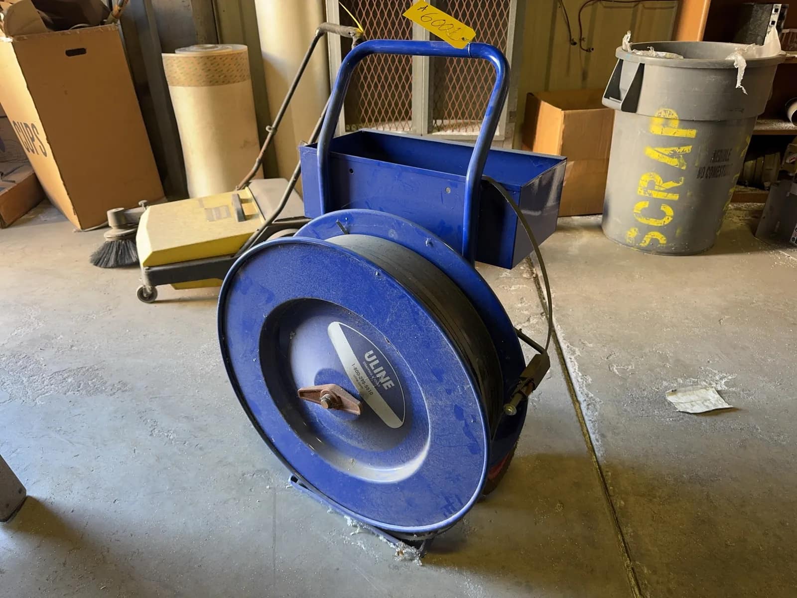 uline-banding-cart-with-tools-mrcxjsno