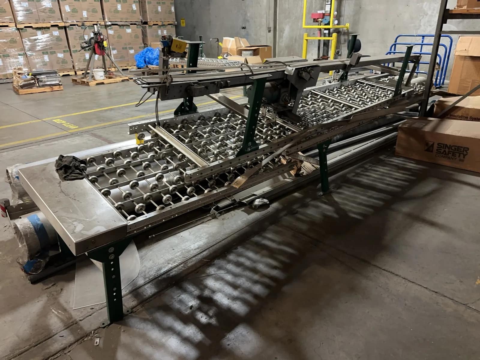2-sections-of-conveyor-tables-87eeb1