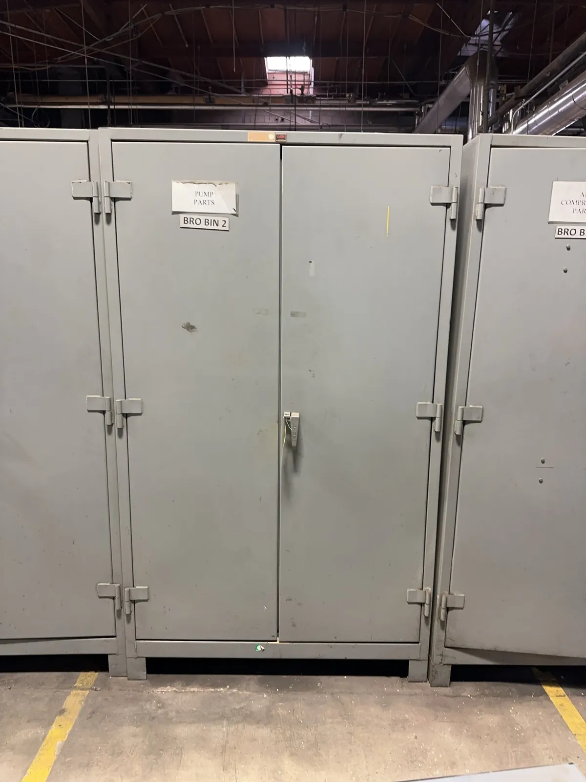 lyon-storage-cabinet-contents-not-included-mrbfovow