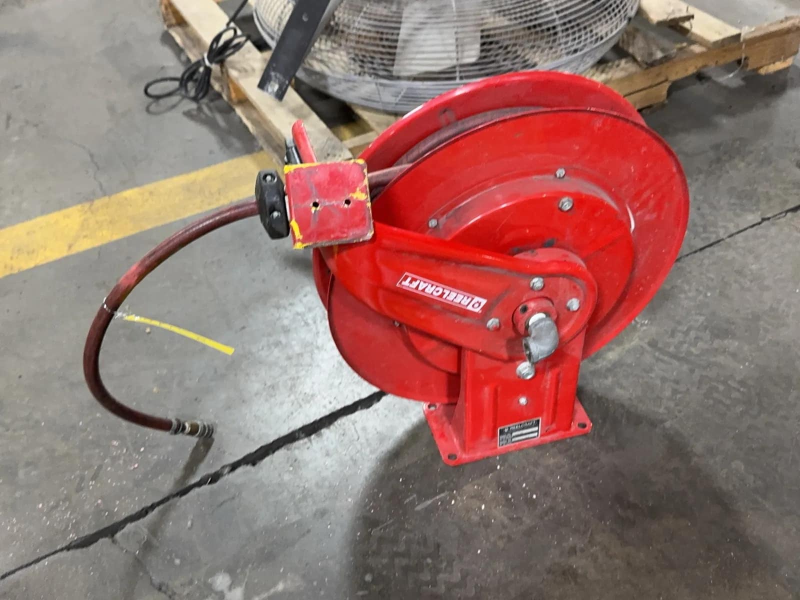 reelcraft-air-hose-reel-9e6b37