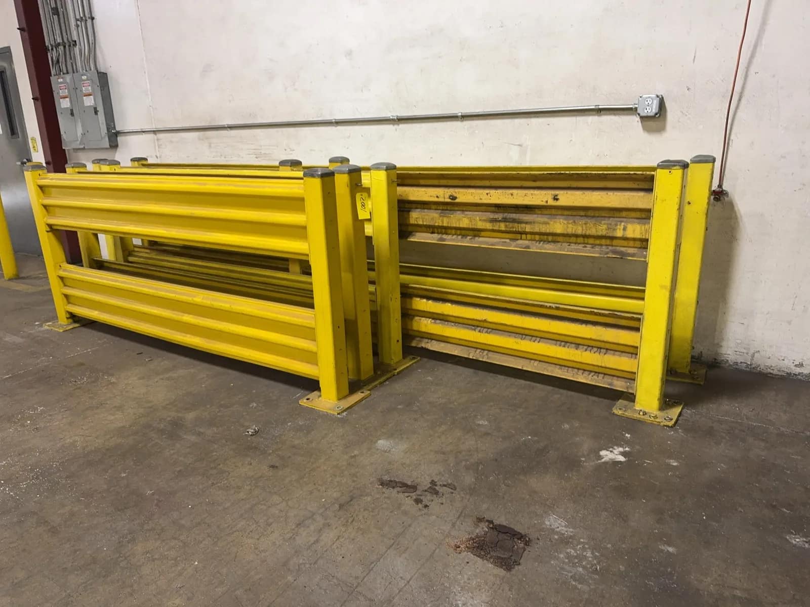5-sections-of-safety-guard-rails-mrjpgjcj