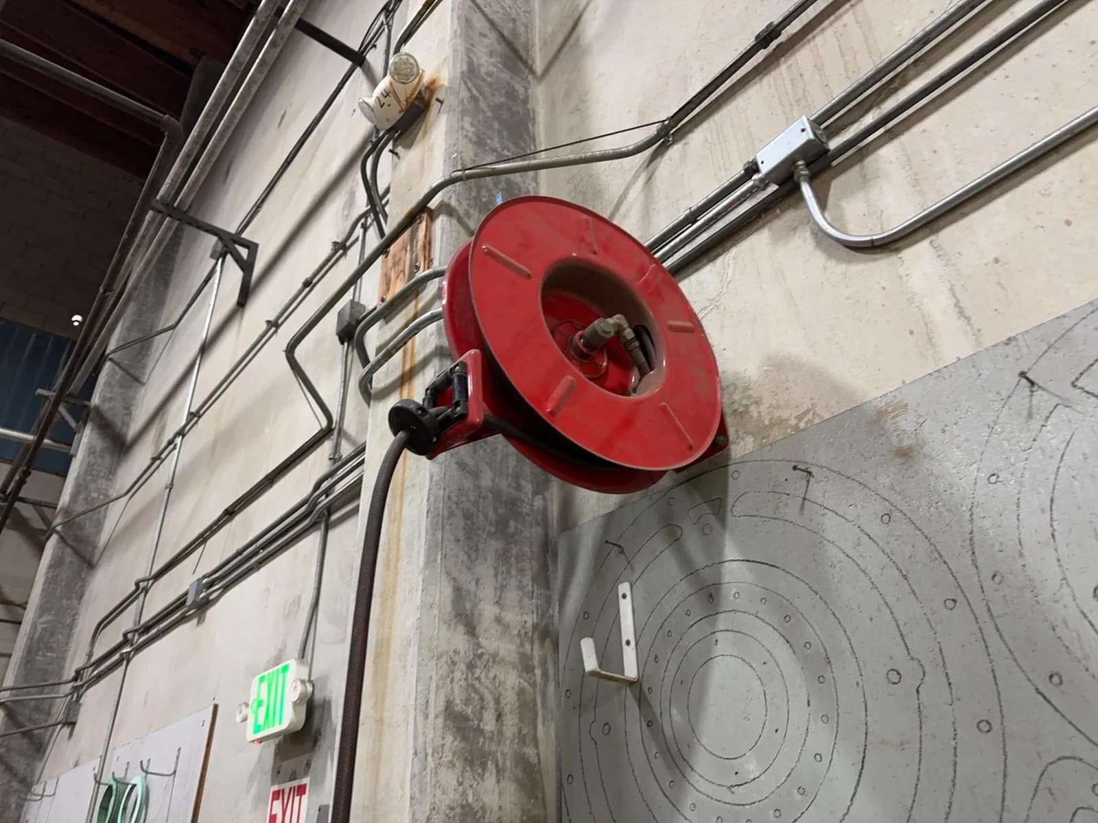 wall-mounted-air-hose-reel-mrnx47nf