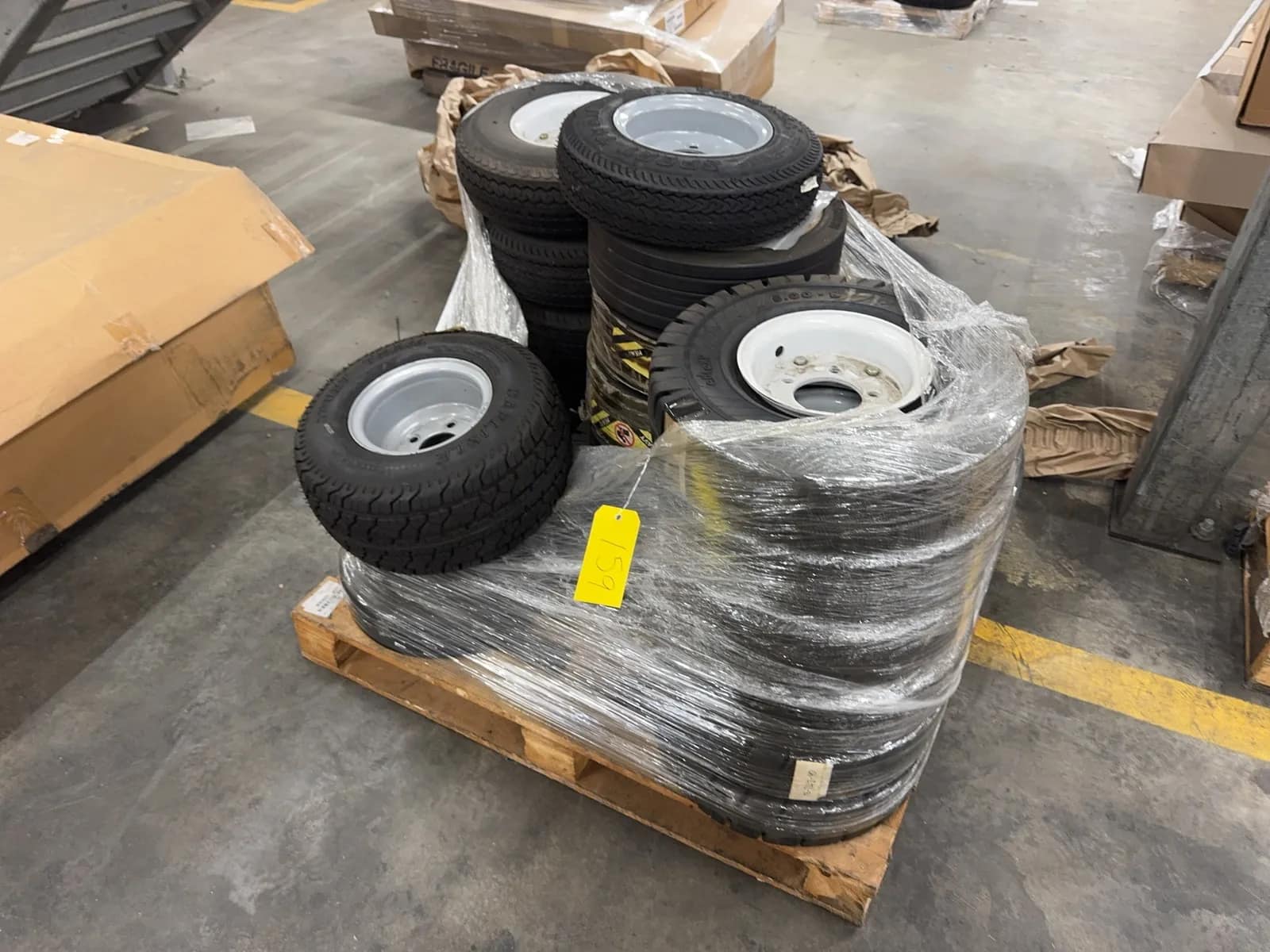 21-wheels-and-tires-and-forklift-tires-62ca3d