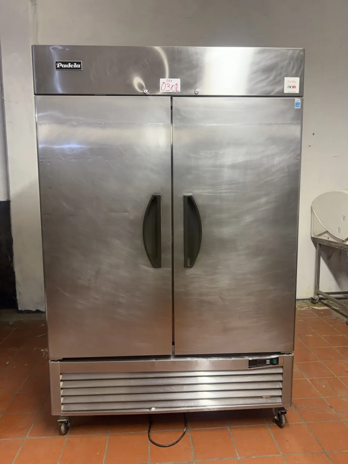 freezer-mrtuhnjb